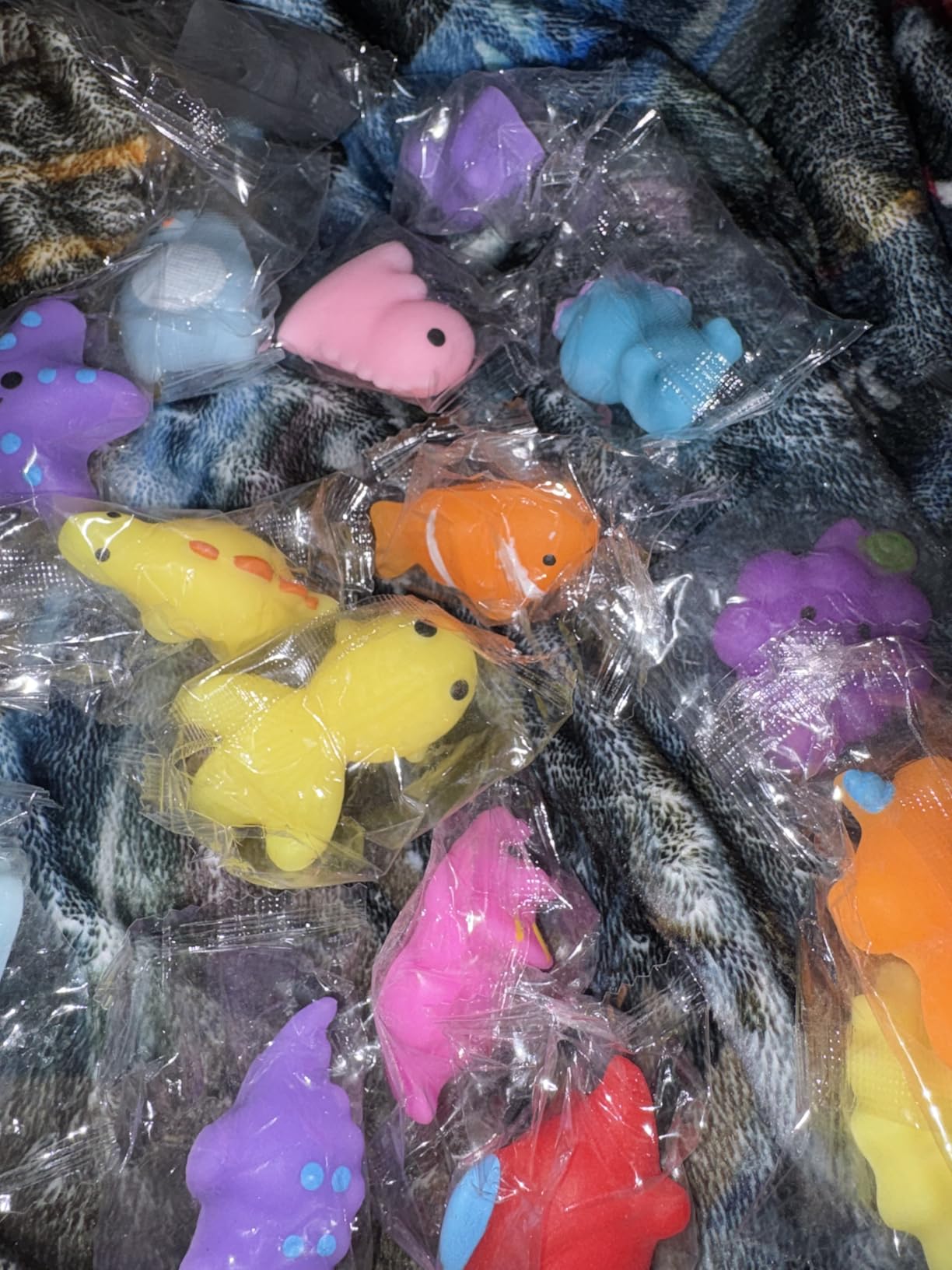 30 Pack Squishy Toys, Kawaii Squishies Party Favors for Kids 4-8 8-12 Treasure Box Toys for Classroom Birthday Xmas Gifts Goodie Bag Mini Animals Mochi Squishy Stress Relief Sensory Toys Random customer photo 2