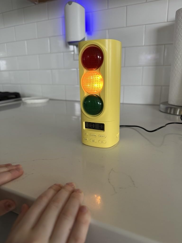 Traffic Light Visual Timer&ADHD Tool for Kids Adults Display Volume Adjustment, with 4 Ringtones for Classroom Desk Home Kitchen Game Countdown Pause Memory Function Charger Type C Included customer photo 2