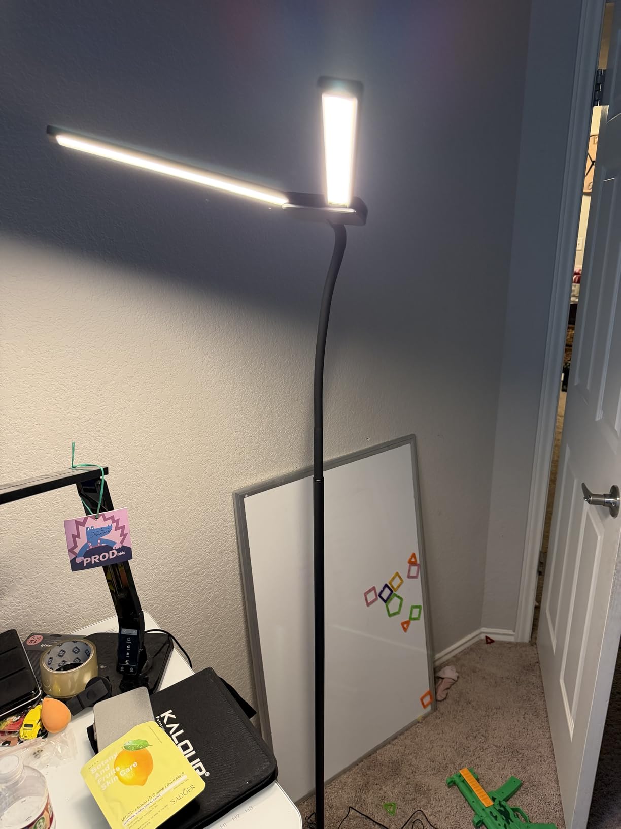 Syrinx LED Floor Lamp, 18W 2000LM Bright Reading Floor Lamp for Office, Gesture & Remote Control, Dual Head Goose-Neck Standing Lamp, Dimmable Brightness & Color Temp, Eye Caring Light for Living Room customer photo 1