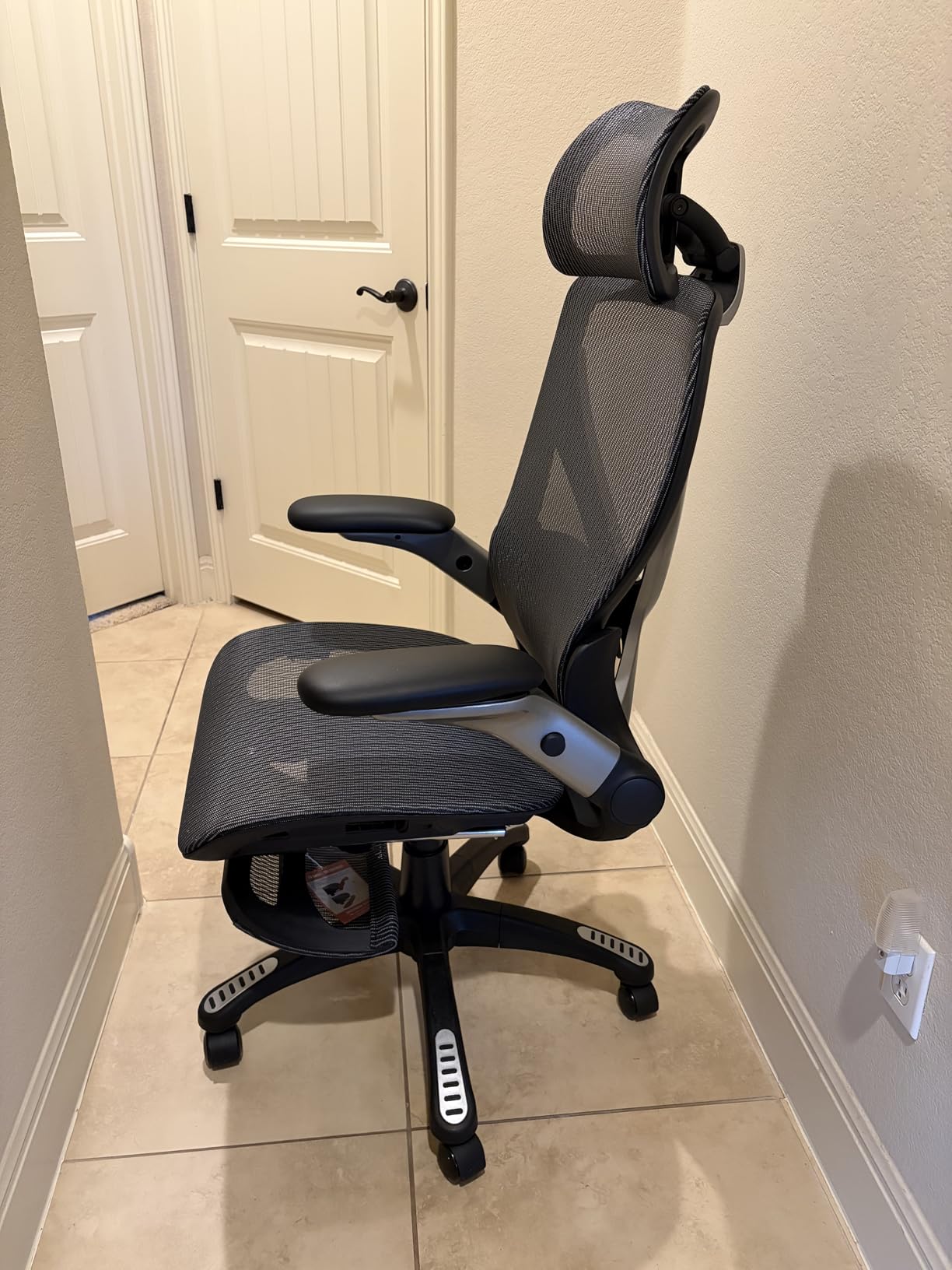 ELABEST X100 Ergonomic Mesh Office Chair with Footrest, Big and Tall Home Desk Chair with 5D Flip-Up Arms, Adjustable 3D Lumbar Support, Gaming and Executive Computer Chairs customer photo 2