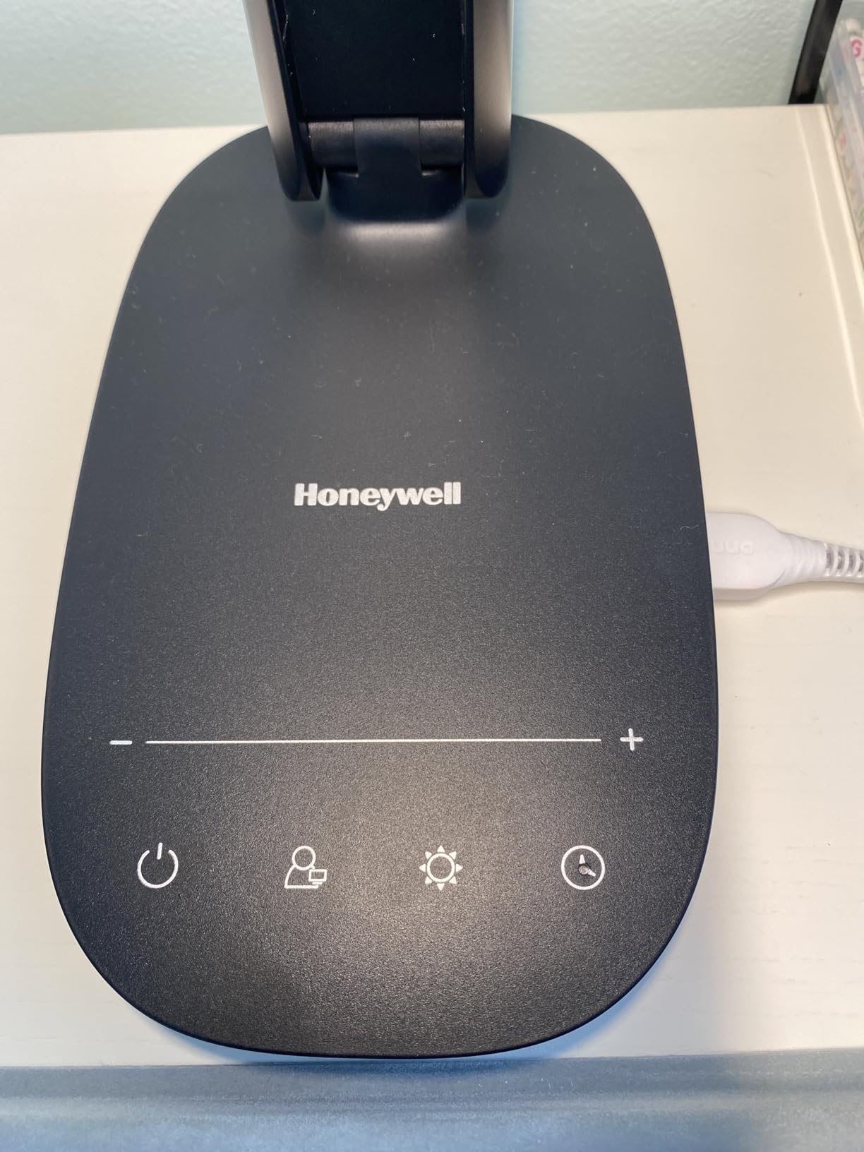 Honeywell LED Desk Lamp for Home Office, Eye-Caring Dimmable Reading Light with 4 Color Modes, Touch Control, USB-A & USB-C Charging Ports, Adjustable Head, Timer for Bedroom & Small Desks customer photo 2
