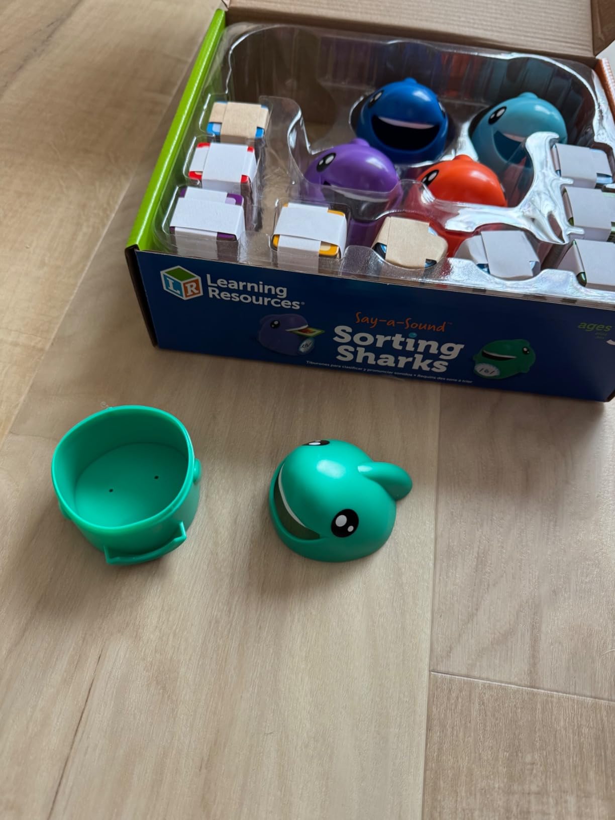 Learning Resources Say-a-Sound Sorting Sharks - Montessori Toys, Kindergarten Learning Activities, Phonemic Awareness Flash Cards, Dyslexia Tools for Kids, Speech Therapy Materials, Learn to Read customer photo 2