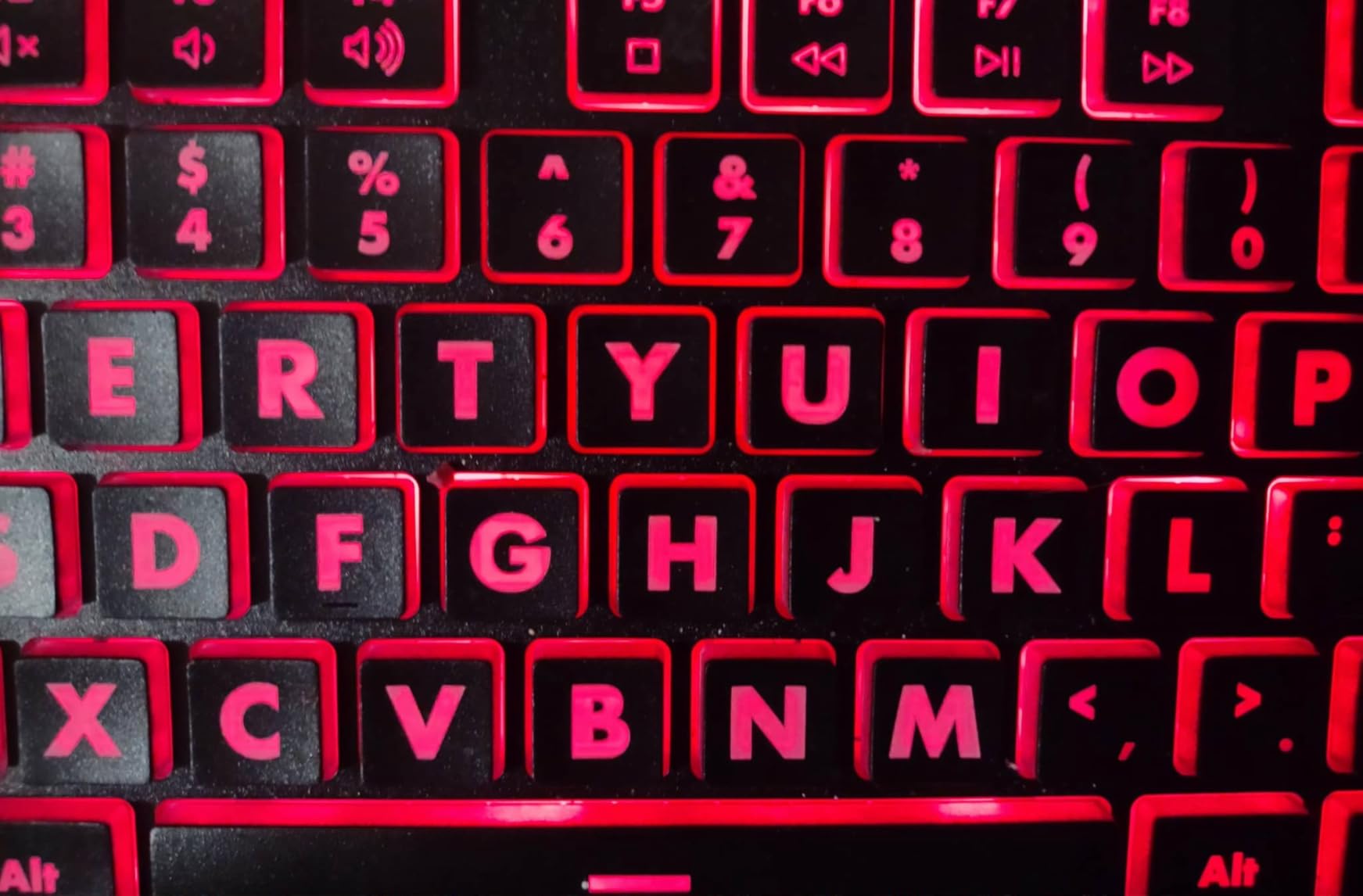 X9 Large Print Backlit Computer Keyboard - Easy to See Big Letters - Lighted USB Wired Keyboard with 7-Colors Backlight LED, Full Size Oversized Light Up Keyboard for Windows, PC, Laptop, Desktop customer photo 2
