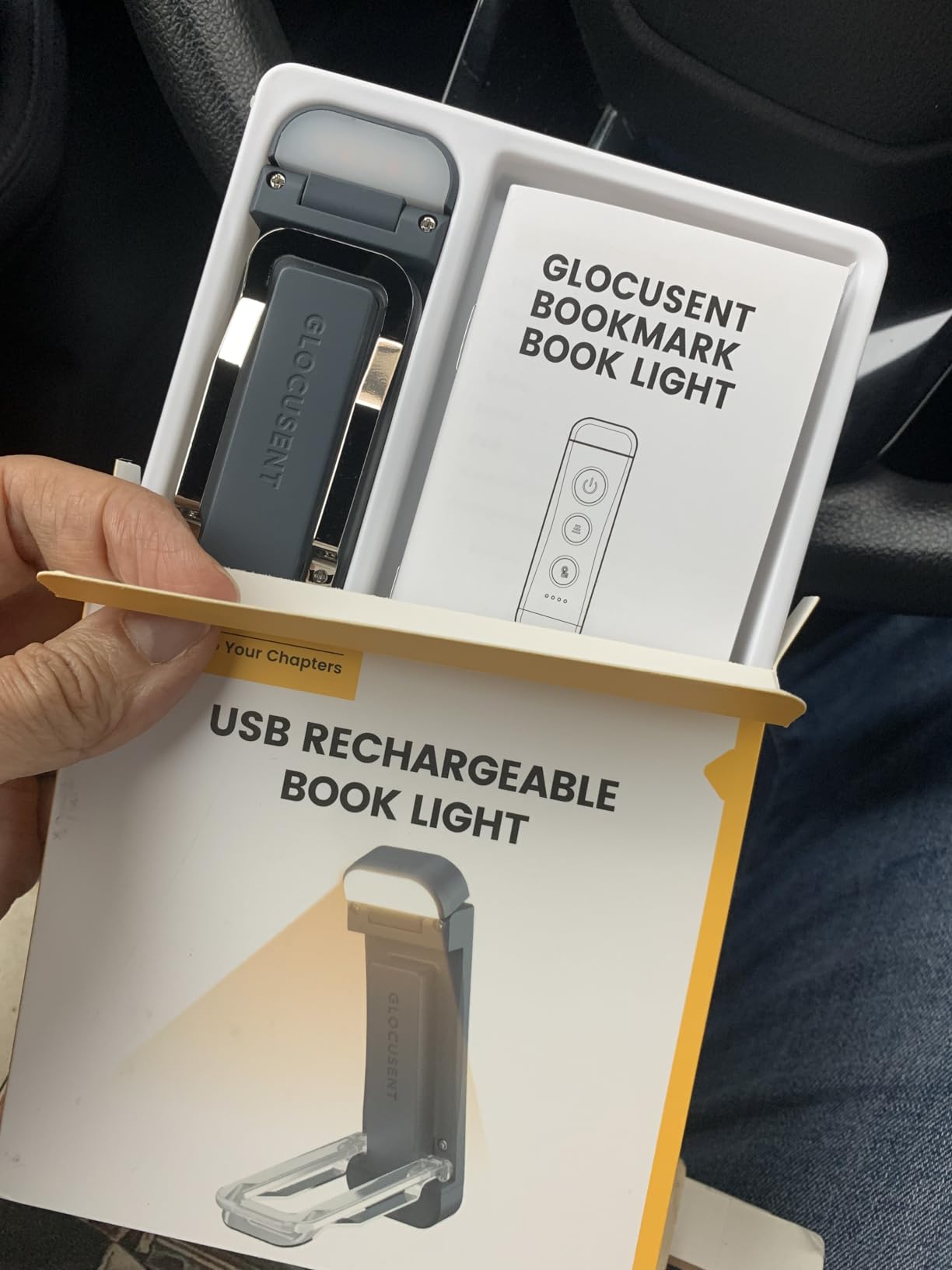 Glocusent USB Rechargeable Book Light, Portable Clip-on LED Reading Light, Reading Lights for Books in Bed with 3 Amber Colors & 5 Brightness Dimmable, Compact & Long Lasting, Perfect for Book Lovers customer photo 1
