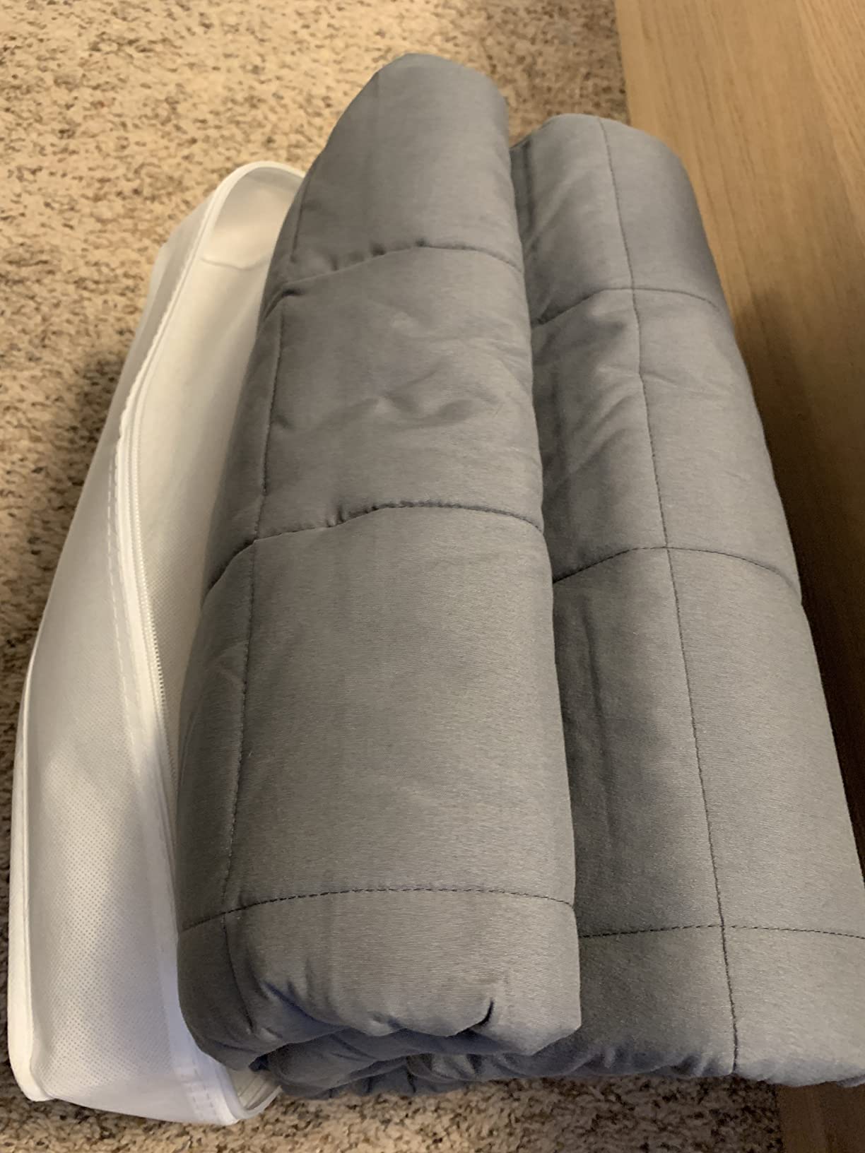 BB BLINBLIN Cooling Weighted Blanket Heavy Blanket for Cool & Restful Sleep, Premium Soft Material and Glass Beads (Blue, 48''x72'' 20lbs), Suit for One Person(~190lb) Use on Twin/Full Bed customer photo 1