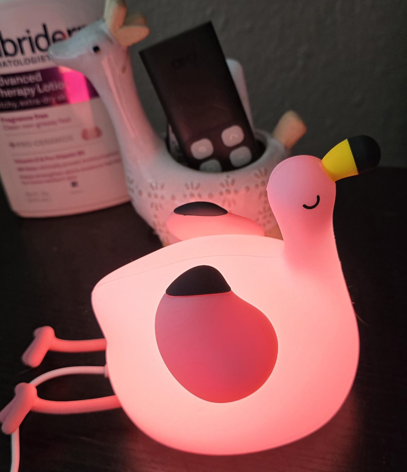 FAMIDUO Panda Night Light with White Noise, Sound Machine for Baby Toddler, Silicone Squishy Sleep Trainer, Dimmable Rechargeable Nursery Nightlight, Kids Sleep Aid,Room Decor, Cute Gifts for Girls customer photo 1