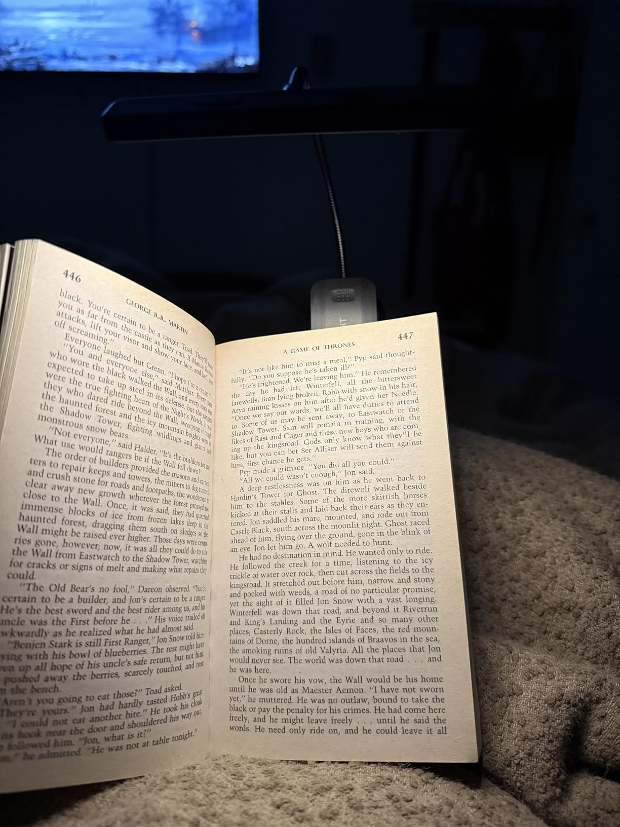 Glocusent 26 LED Rechargeable Book Light for Reading in Bed, Eye-Caring 5 Amber Colors and Stepless Dimming, Lasts 1 Week to a Months, Travel Clip on Lamp Gifts for Book Lovers, Men, Women & Kids customer photo 1