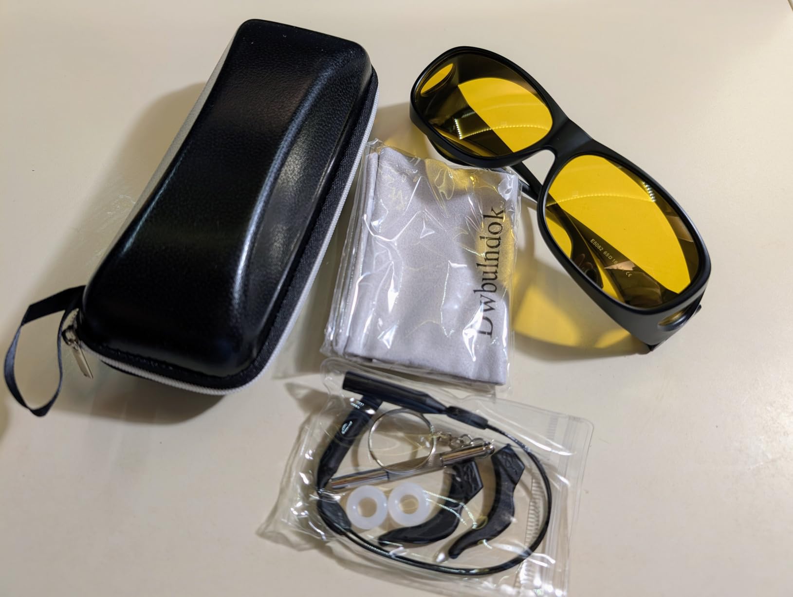 Macular Degeneration Glasses, for Glaucoma, Cataracts and Retinitis Pigmentosa, for aged parent with Macular degeneration Outdoors and Indoor Yellow Lenses, for Men/Women customer photo 2