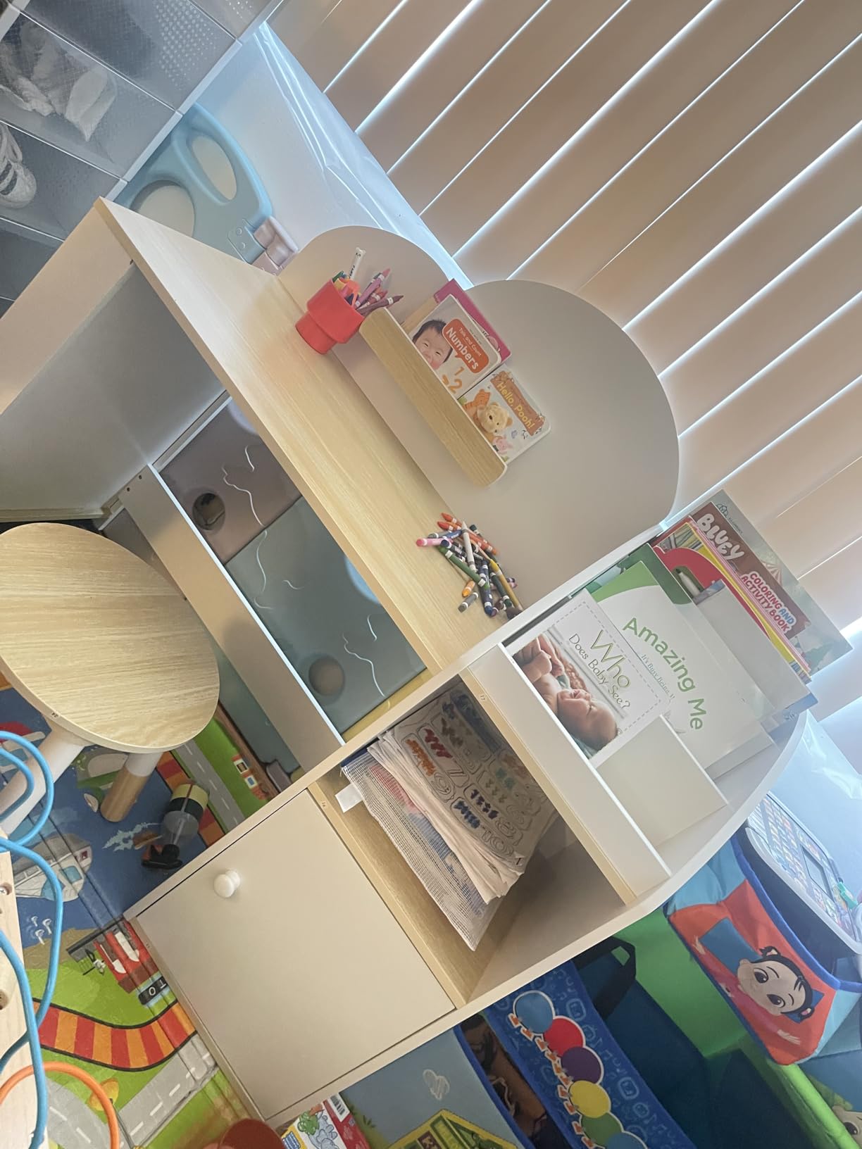 Xilingol Kids Desk with Storage and 2 Stools, Wooden Children Study Desk and Chair Set with 5 Bookshelves & Cabinets, Montessori Cloud-Style Art Desk for 2 Kids, Ages 3-8, Bedroom, Boys, Girls customer photo 1