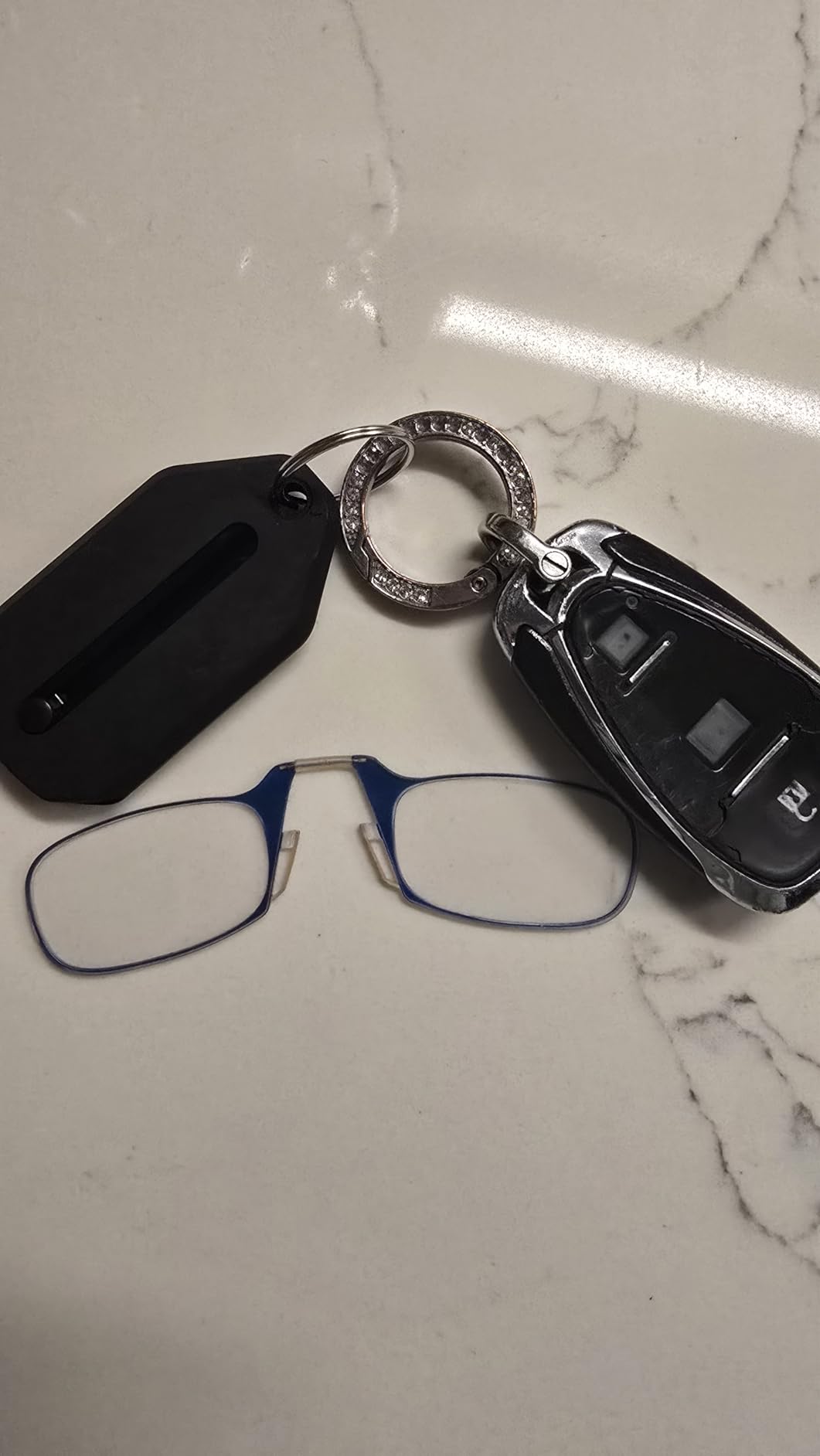 Always With You by ThinOptics Keychain Reading Glasses - Slim, Folding Armless Pocket Readers with Protective Keychain Case customer photo 1