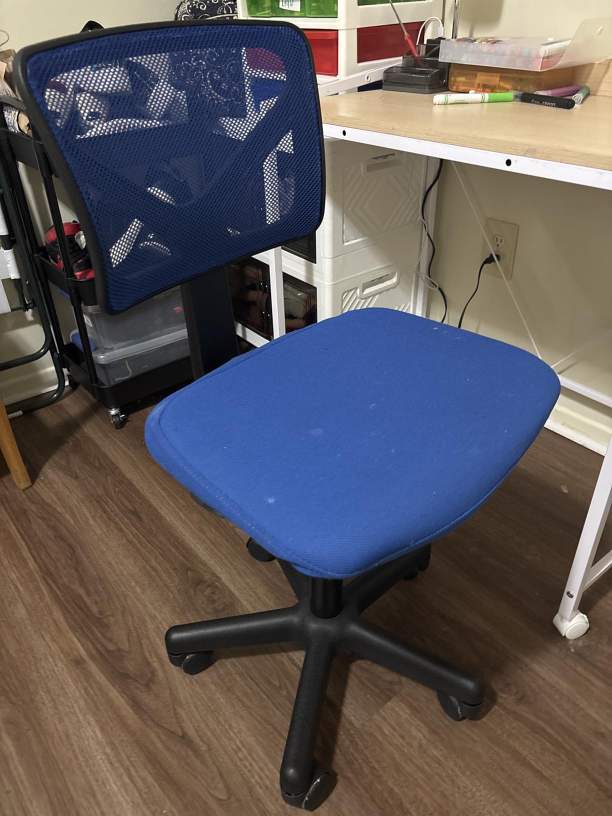 Sweetcrispy Office Chair, Ergonomic Low-Back Mesh Rolling Work Swivel Chairs with Wheels, Armless Comfortable Seat Lumbar Support for Home, Bedroom, Study, Student, Adults, Classic Blue customer photo 2