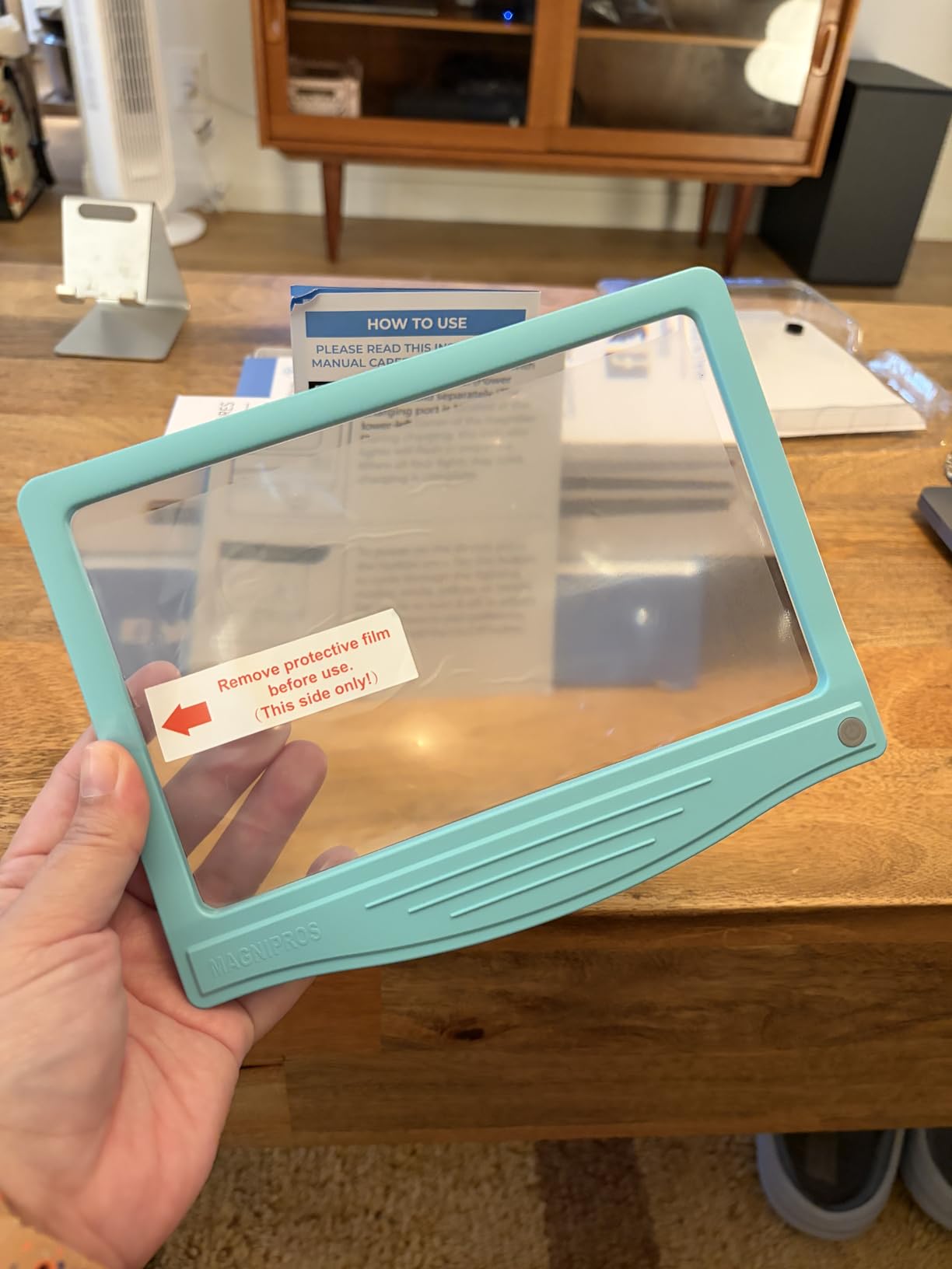 MagniPros 5X Rechargeable Large Ultra Bright LED Page Magnifier with Anti-Glare Lens & 3 Color Light Modes, Relieve Eye Strain- Ideal for Reading Small Print, Low Vision, Seniors customer photo 2