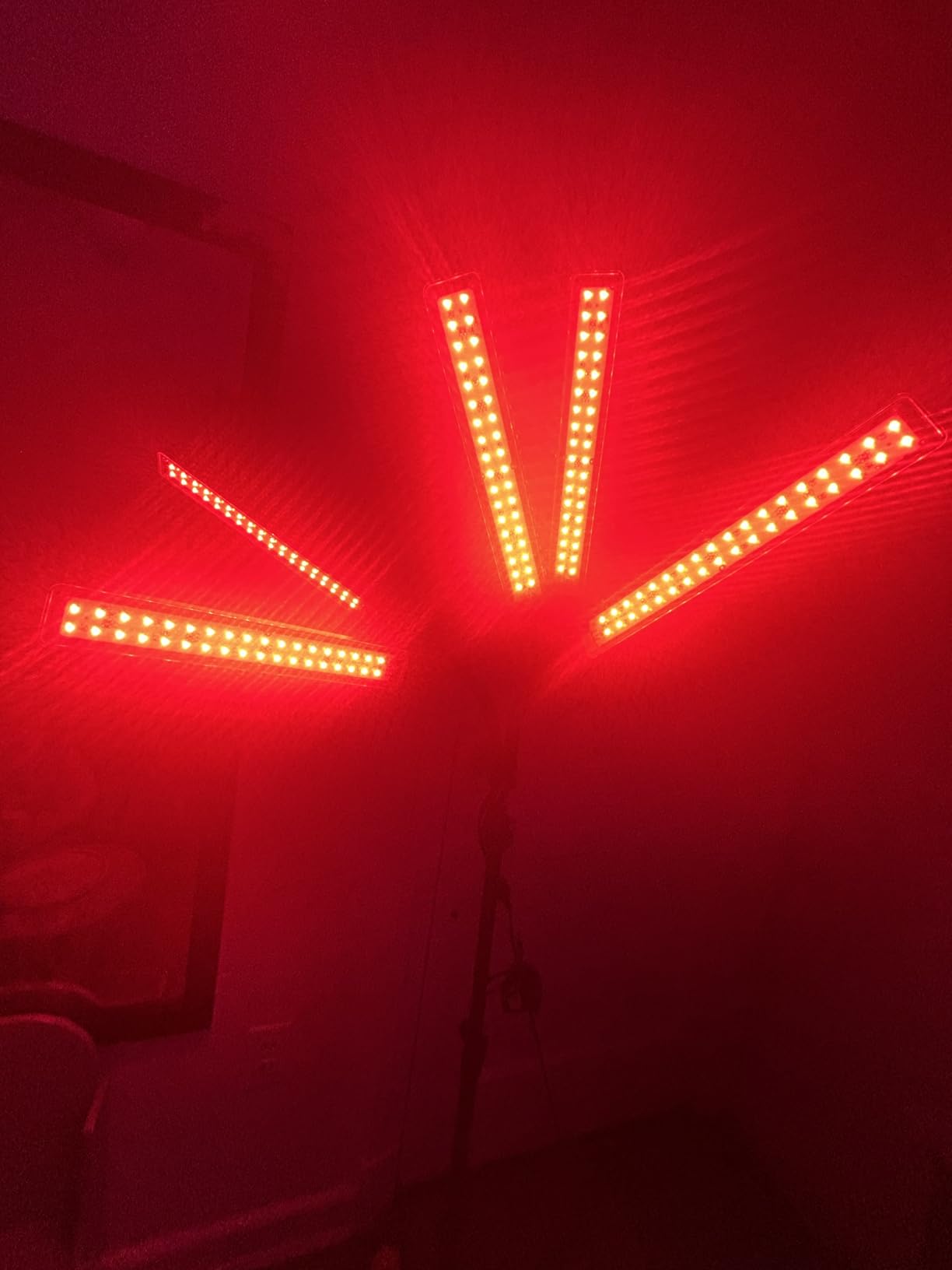 Red Light Therapy for Face and Body, Red Infrared Light Therapy Lamp with Stand Led 660nm Red Light-Therapy& 850nm Infrared Light Device for Body Gift for Her customer photo 1