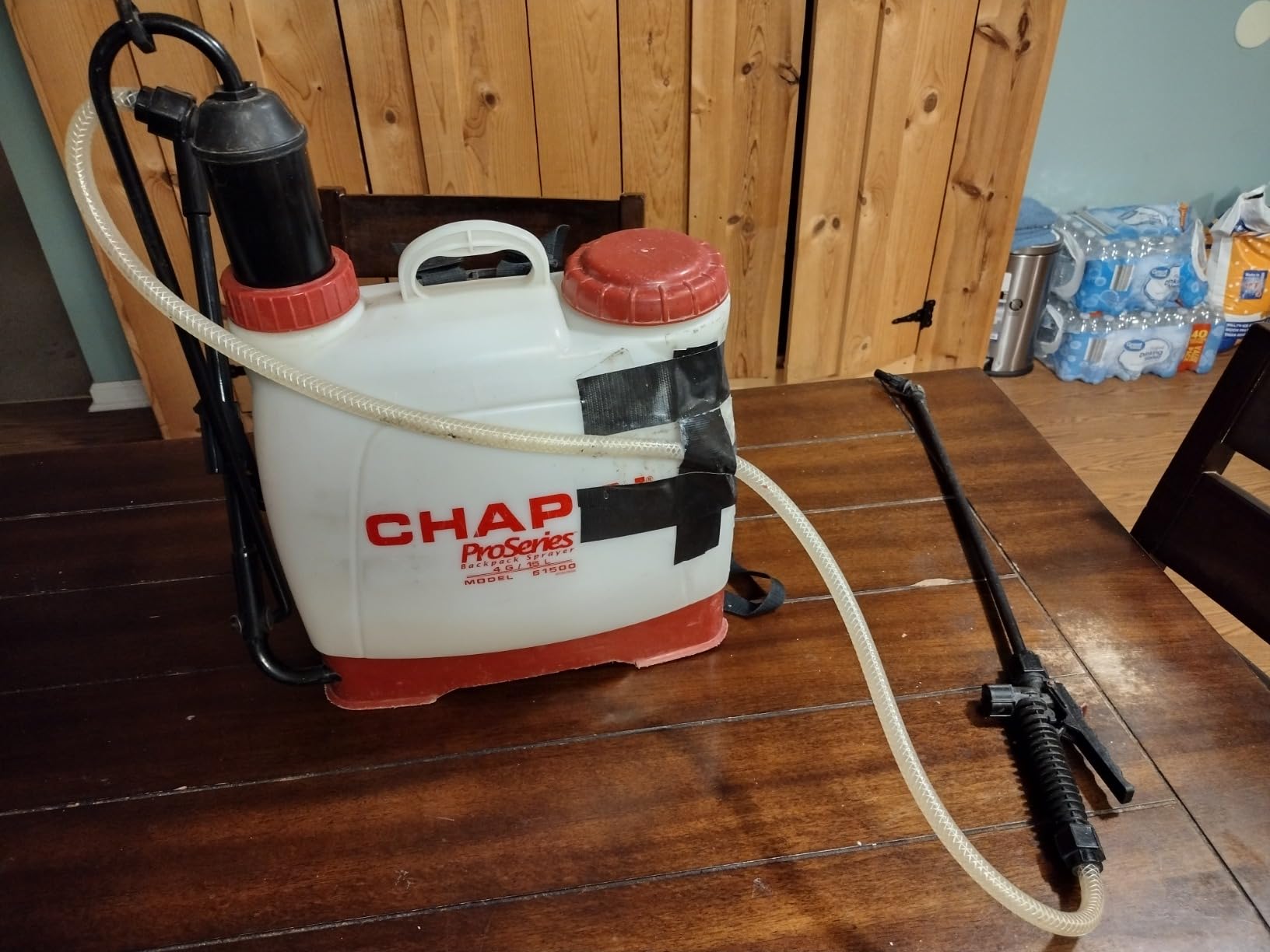 Chapin 4-Gallon Backpack Sprayer with Anti-Clog Filtration | Durable translucent poly tank for fertilizers, herbicides, pesticides and lawn care customer photo 1