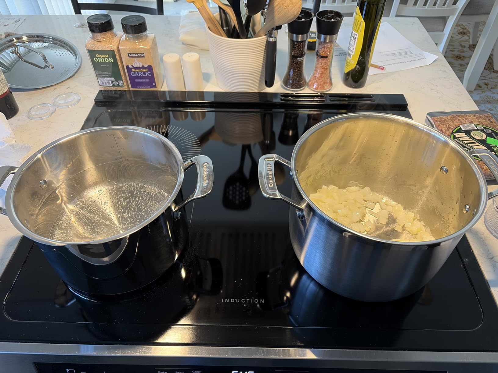 Cuisinart 12-Piece MultiClad Pro Triple Ply Stainless Stainless Steel Pots and Pans Set, Cookware Set Compatible with Induction, Electric, Gas Cooktops, Cool Grip Handles, Oven Safe to 500°F, Silver customer photo 1
