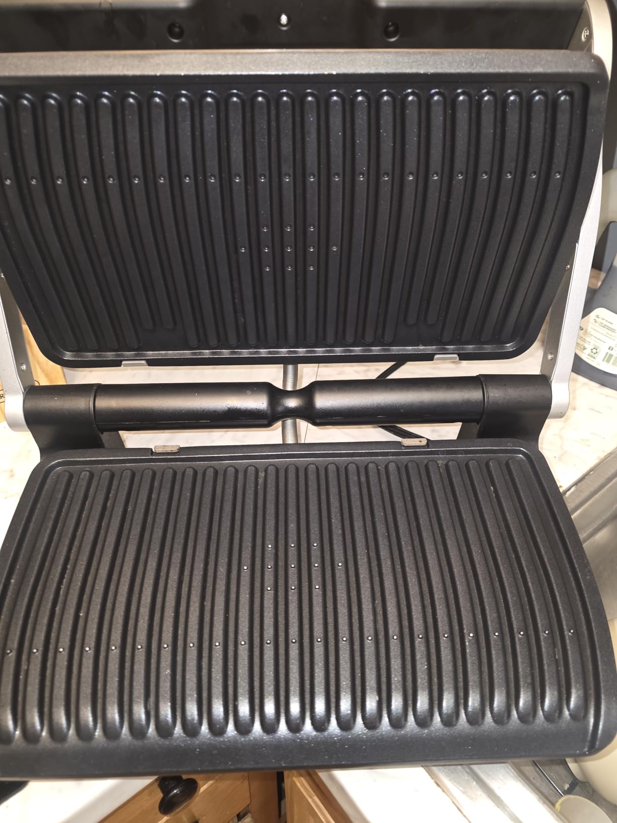 T-Fal OptiGrill Stainless Steel XL Electric Grill, 6 Servings, 9 Intelligent Automatic Cooking Modes, Panini Press, 1800 Watts, Nonstock Removable Plates, Indoor customer photo 1
