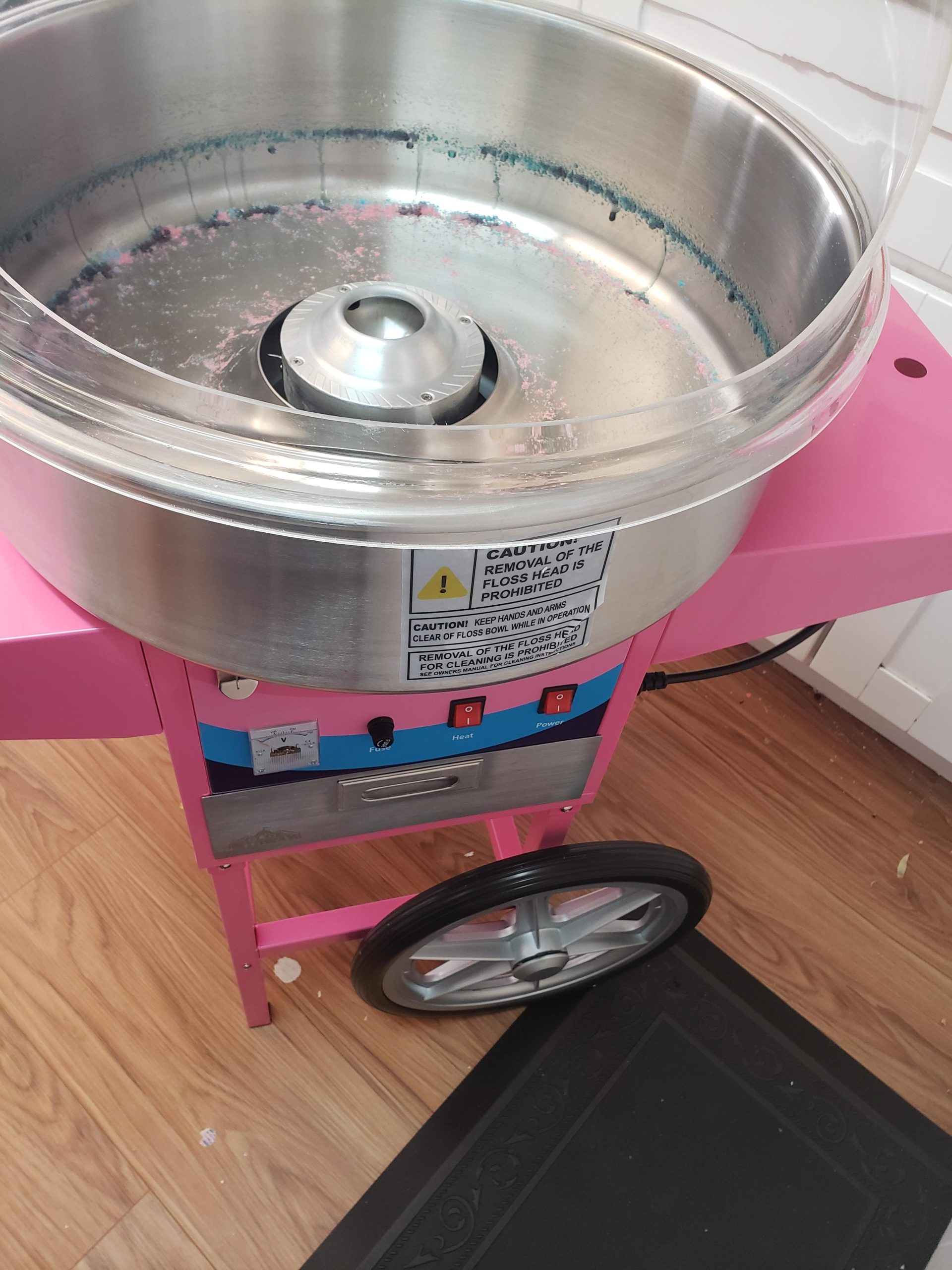 Olde Midway Cotton Candy Machine and SPIN 2000 Electric Candy Floss Maker - Commercial-Grade customer photo 2