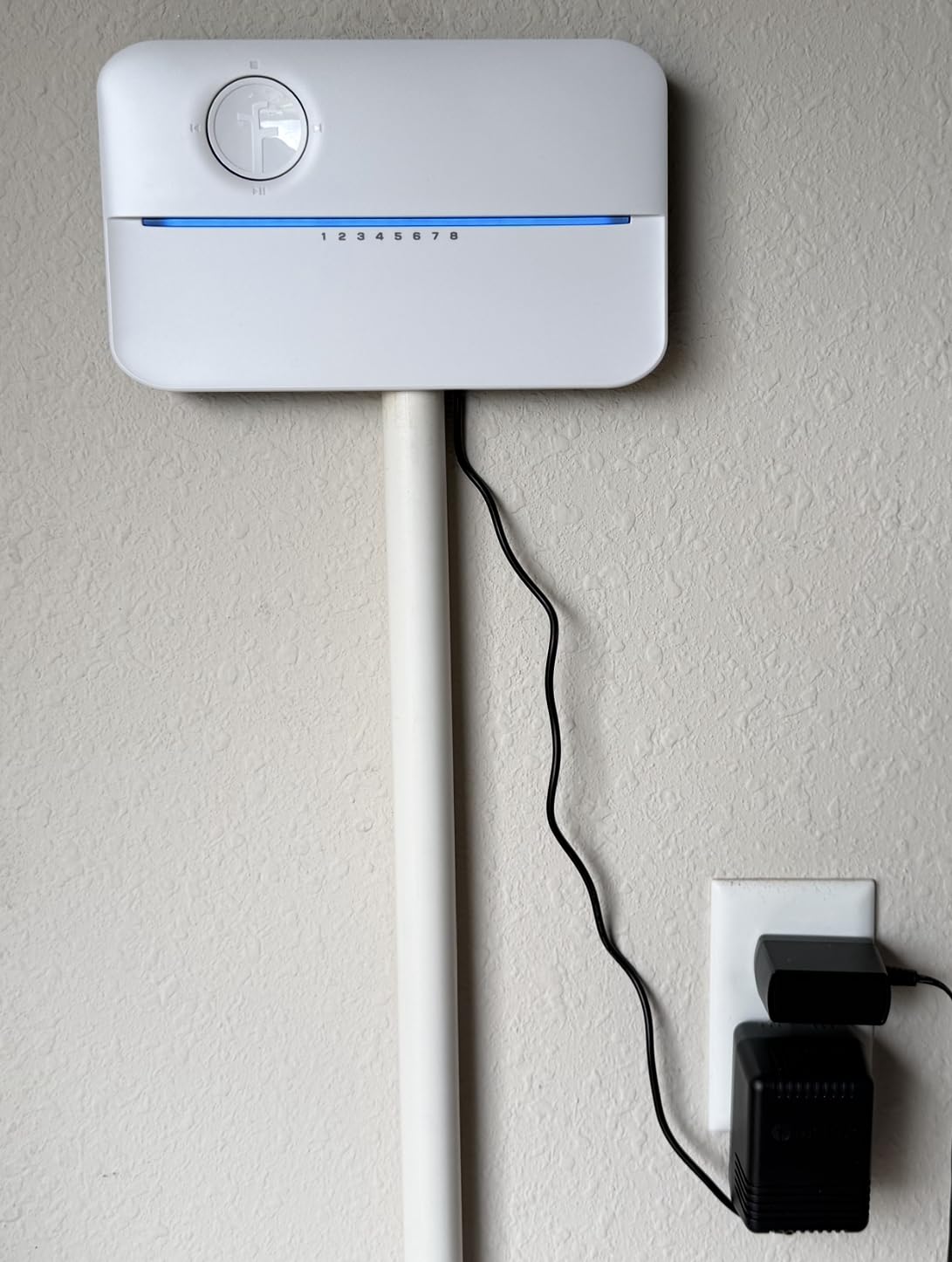 Rachio 3: 8 Zone Smart Sprinkler Controller - Simple Automated Scheduling + Local Weather Intelligence - App Enabled, Works with Alexa customer photo 1