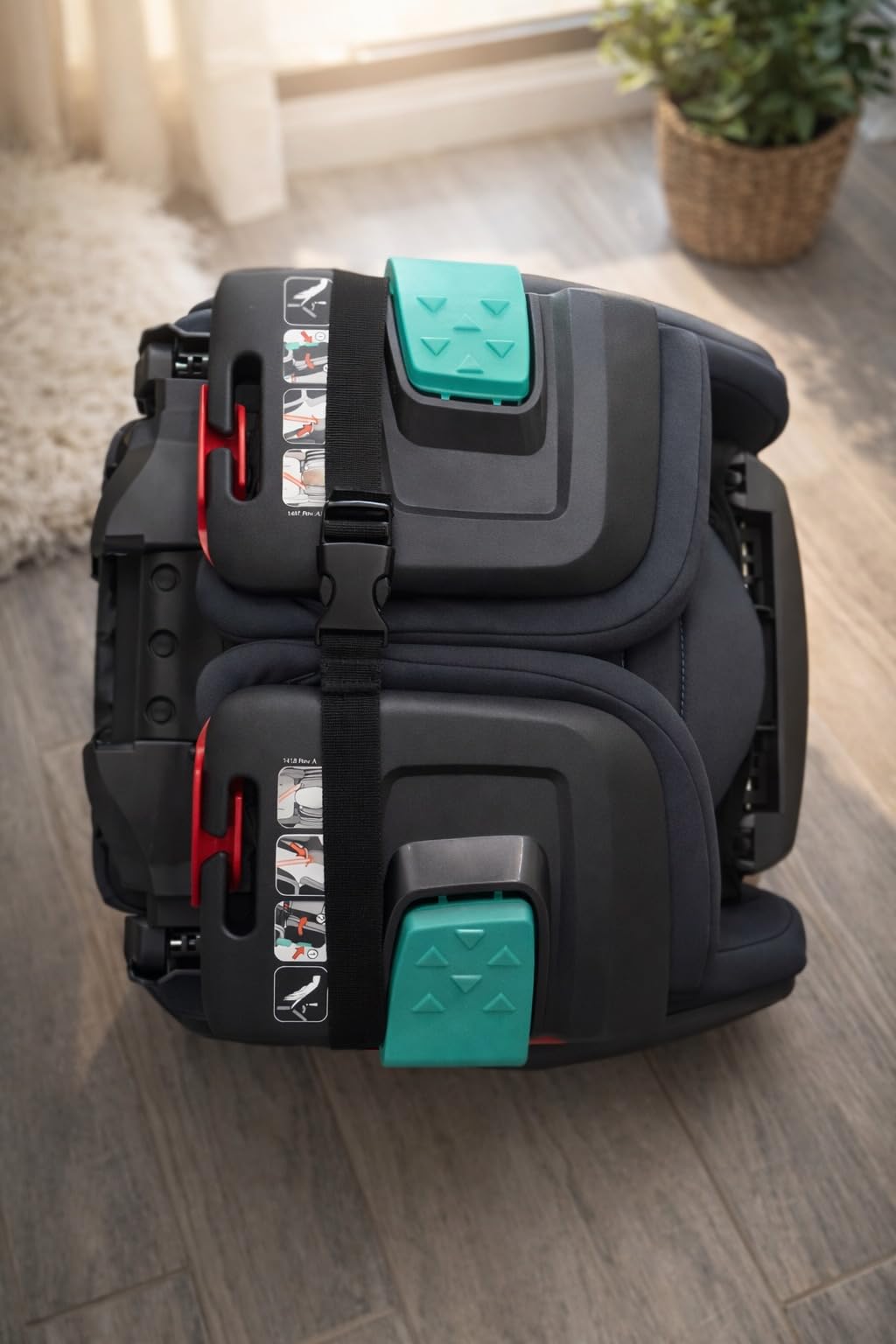 Mifold Hifold Adjustable Kids High Back Booster Car Seat with Strap - Slate Grey customer photo 2