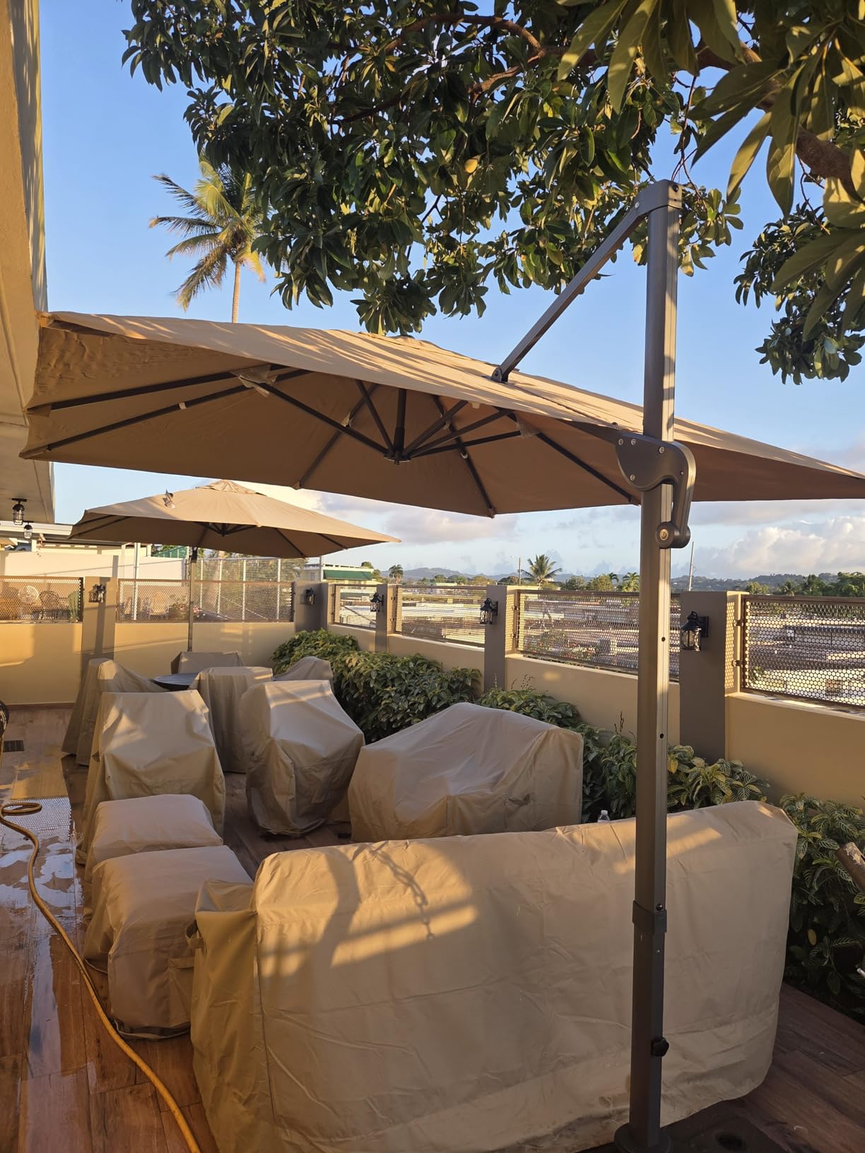 Sunnyglade 10x13Ft Cantilever Patio Umbrella Rectangular Deluxe Offset 360DegreeRotation & Integrated Tilting System Hanging Umbrella for Market Garden Deck Pool Backyard Patio (Tan) customer photo 1