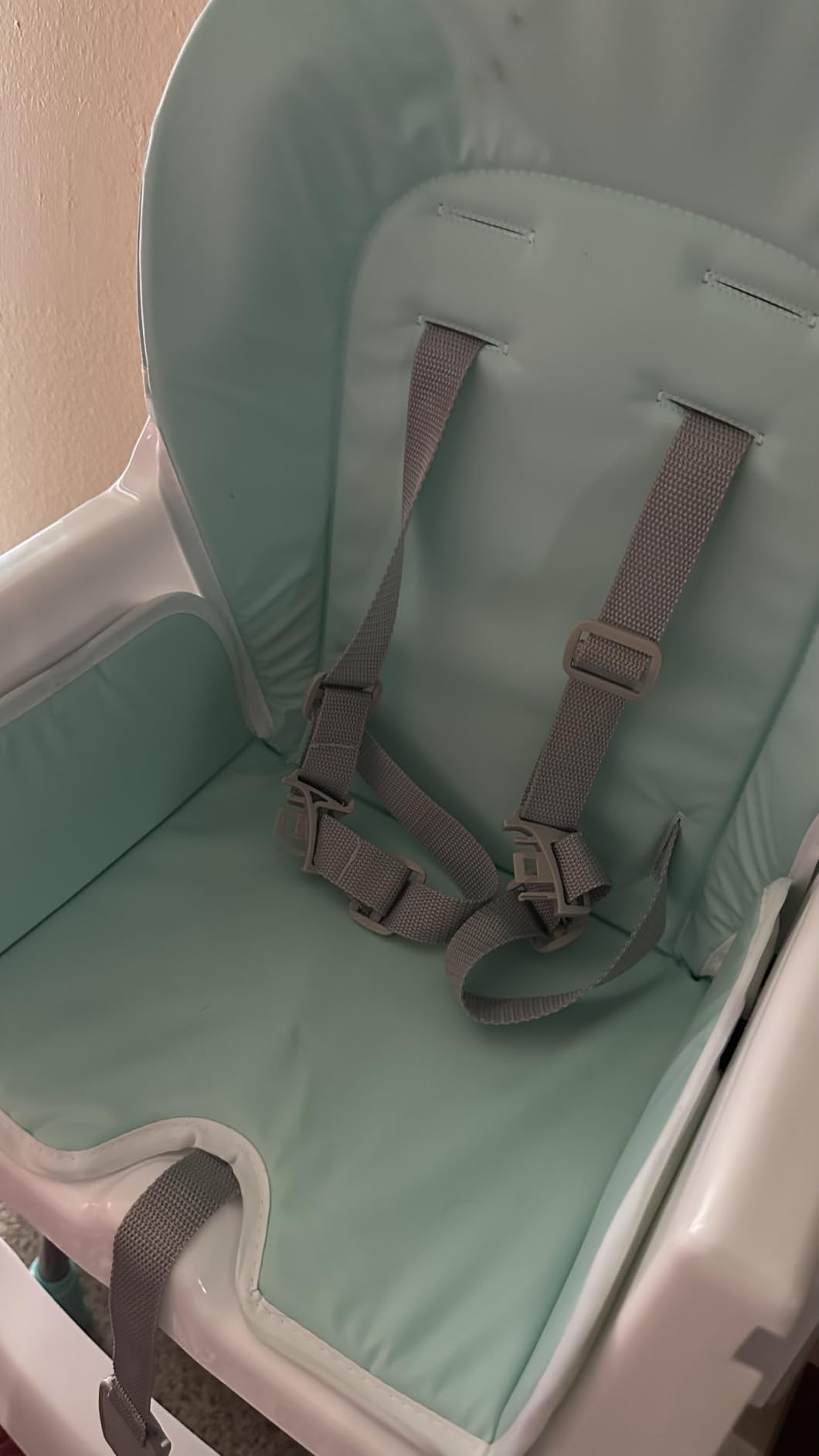 Dream On Me TableTalk 2-in-1 High Chair for Baby & Toddler - Convertible High Chair to Junior Chair, Removable Padded Seat, Dual Dishwasher-Safe Trays, Sturdy Steel Frame, Quick Folding Design - Grey customer photo 2