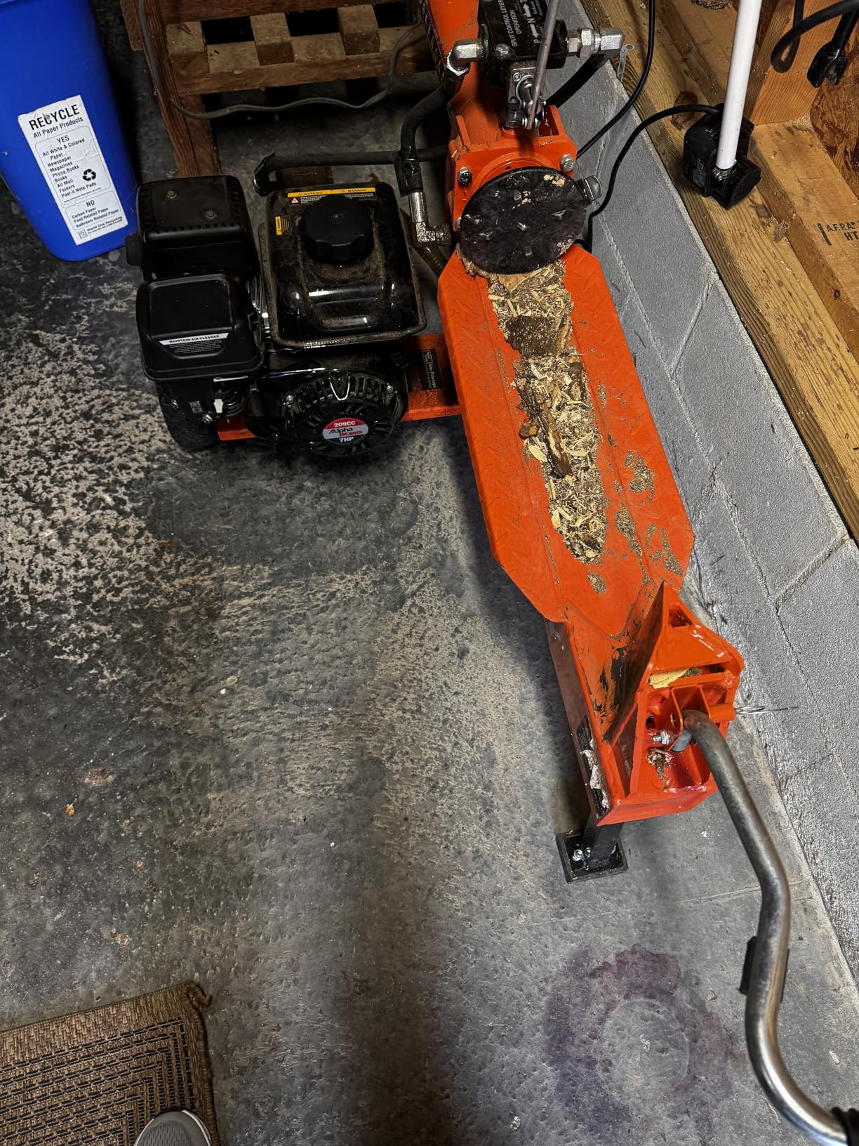 SuperHandy Log Splitter Portable 20 Ton Rapid Auto Return Ram System 7HP Engine customer photo 2