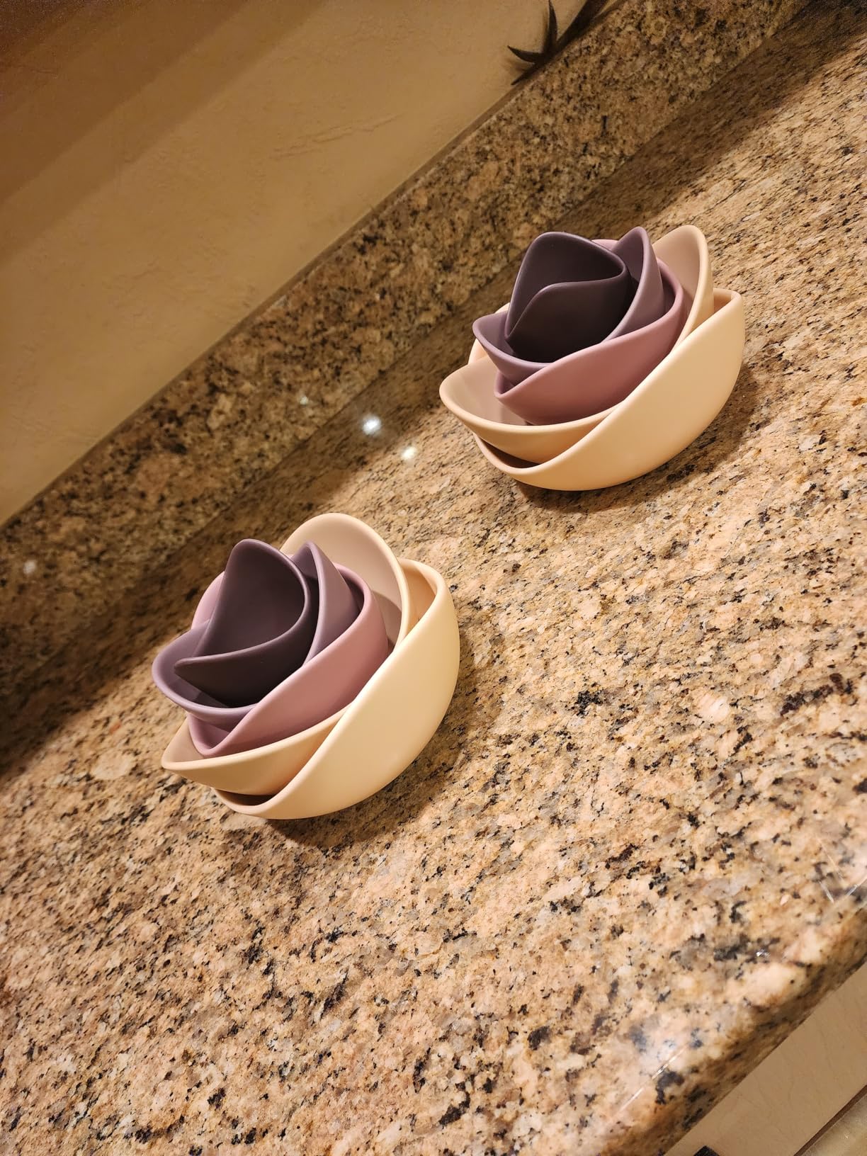 Notakia Salad Decorative Bowls Lotus Shaped Pasta Bowls Dishwasher Safe, Unique Angled Ceramic Bowls for Salad, Pasta, Soup, Rice, Prep, Ideal for Restaurant (Green) customer photo 1