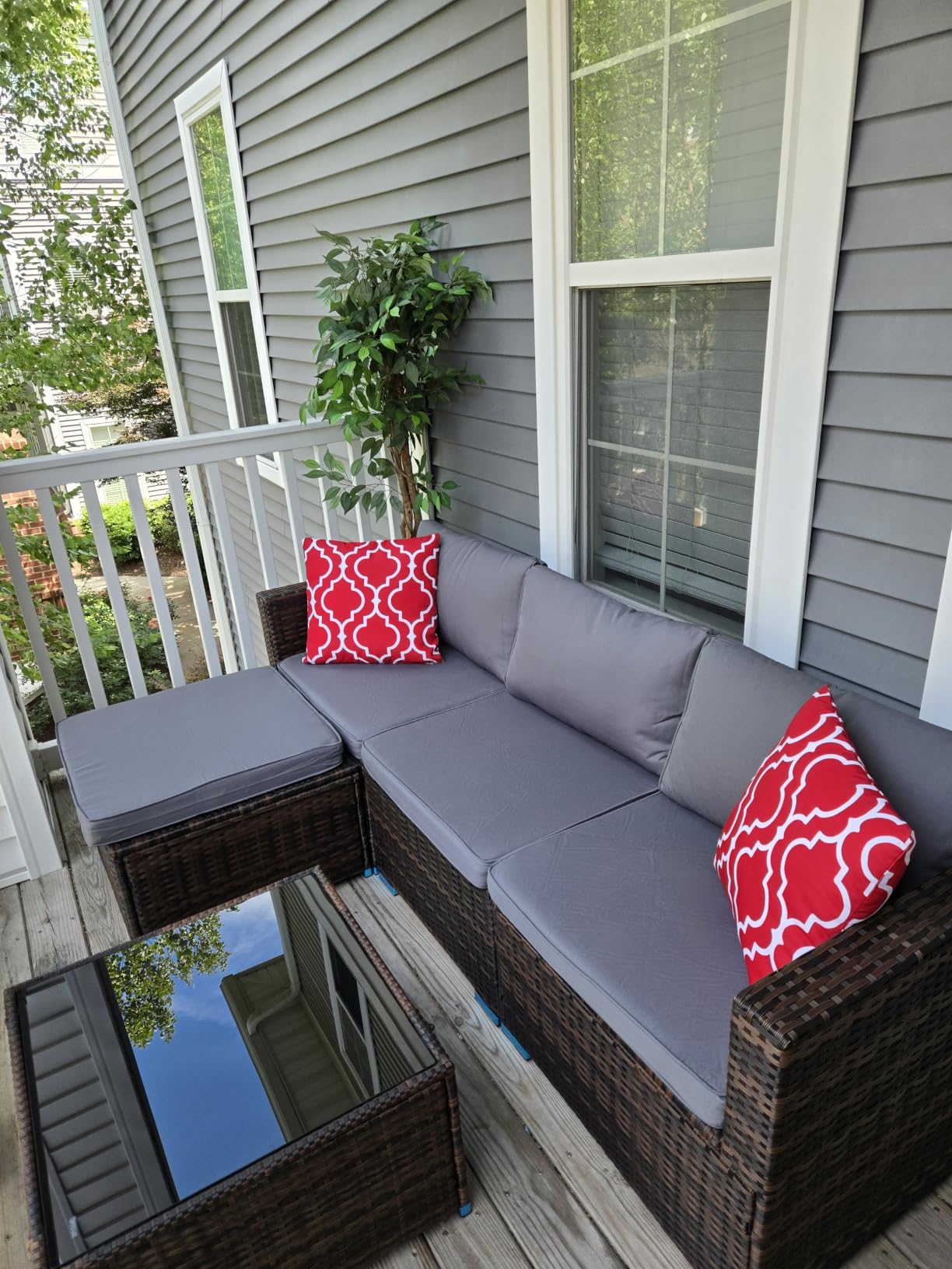 Aiho 5 Pieces Patio Furniture Set All-Weather Outdoor Wicker Sectional Patio Furniture with Cushion and Glass Table (Grey) customer photo 1