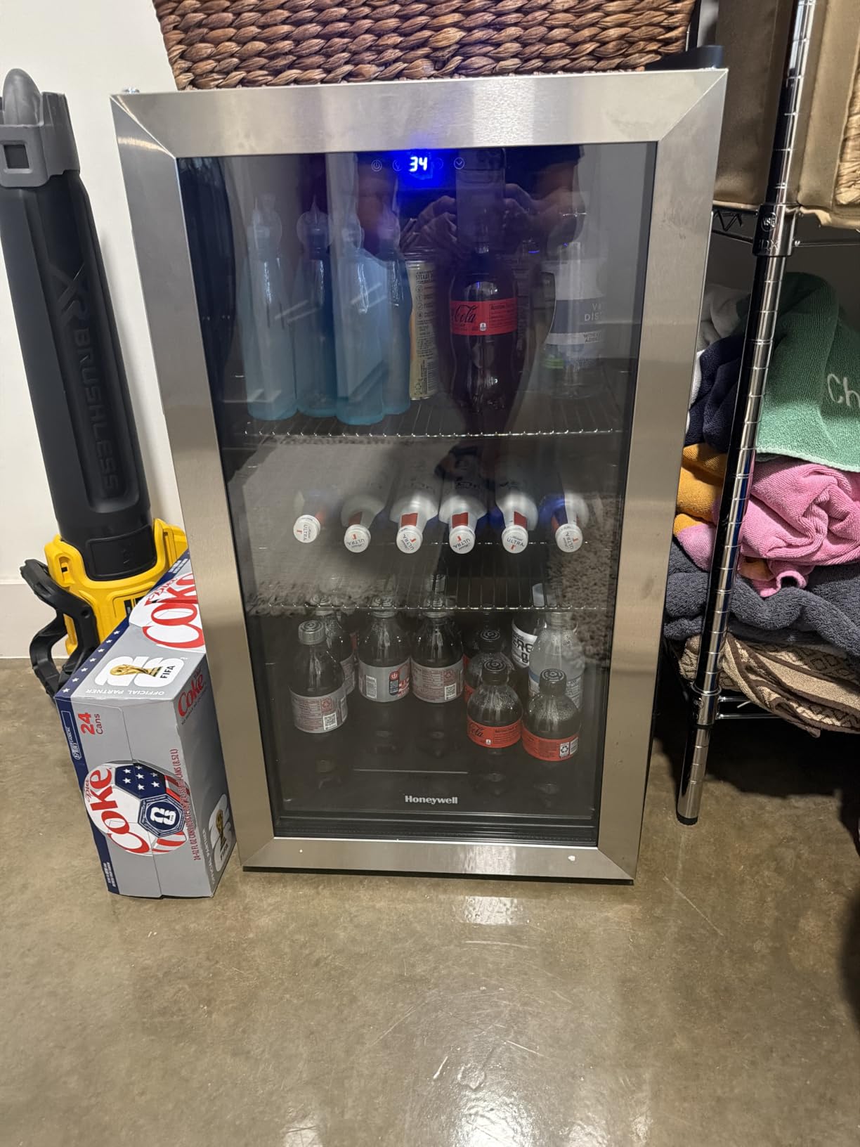 Honeywell Beverage Refrigerator and Cooler, 116 Can Mini Fridge with Glass Door for Soda Beer or Wine, Adjustable Removable Shelving, Commercial Grade customer photo 2