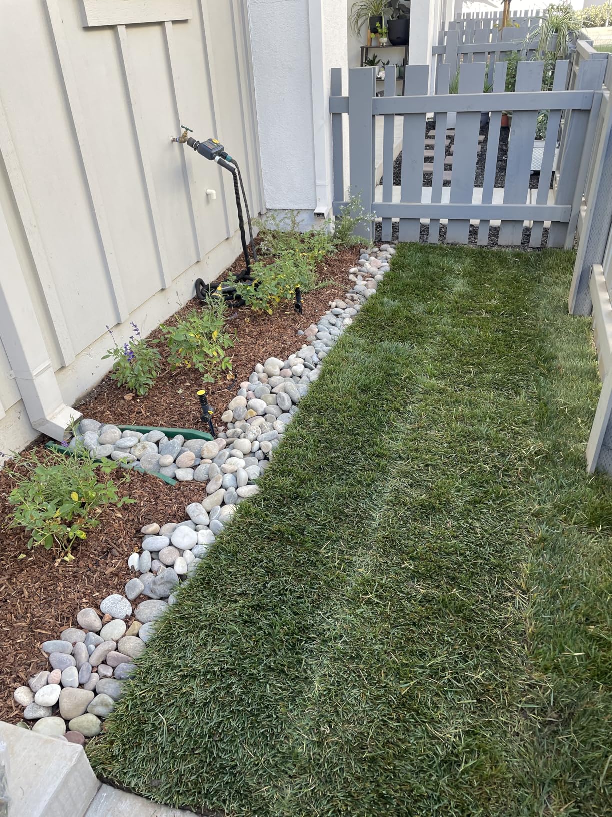 Melnor Multi-Adjustable Watering Set, 1800 Sq Ft: 3 Sprinklers, 2 Hoses - Adjustable Angle, Direction & Range - Precision Watering customer photo 2