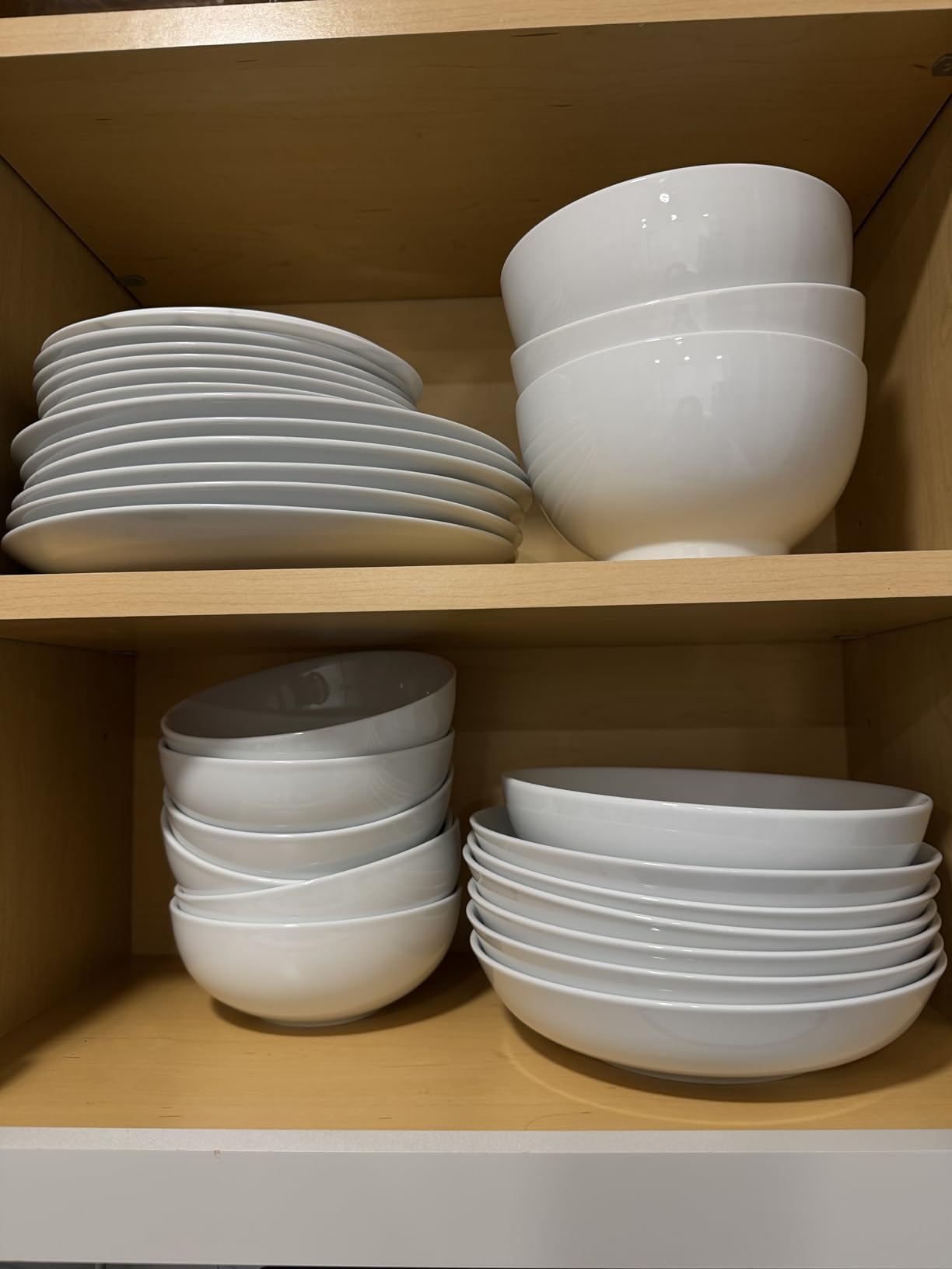 MALACASA 24-Piece Porcelain Dinnerware Set, White Round Dish Set for 6 | Modern Serving Plates and Bowls Sets for Dessert, Salad, Soup, Pasta, Microwave & Dishwasher Safe - Series AMELIA customer photo 2