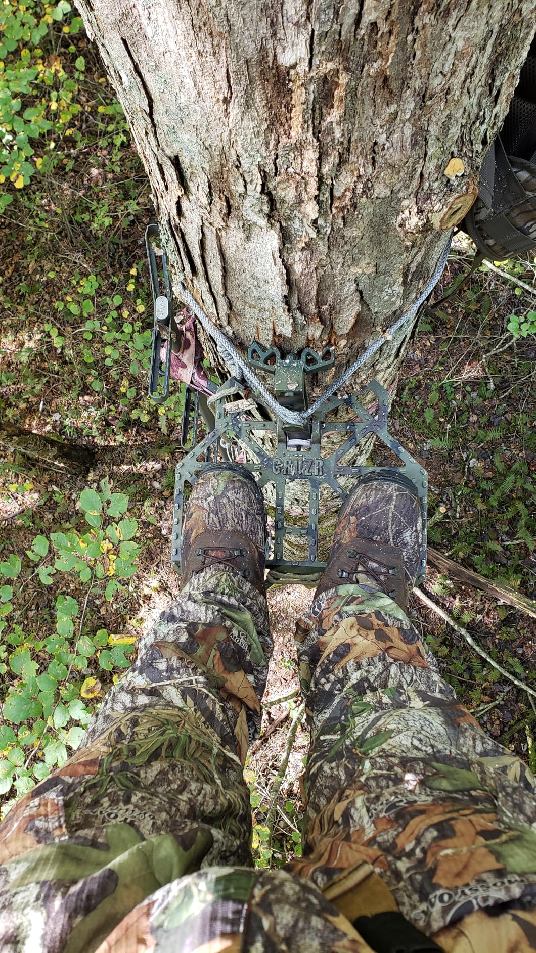Hawk Combat Hang-On Hunting Tree Stand Platform Adjustable Treestand customer photo 2