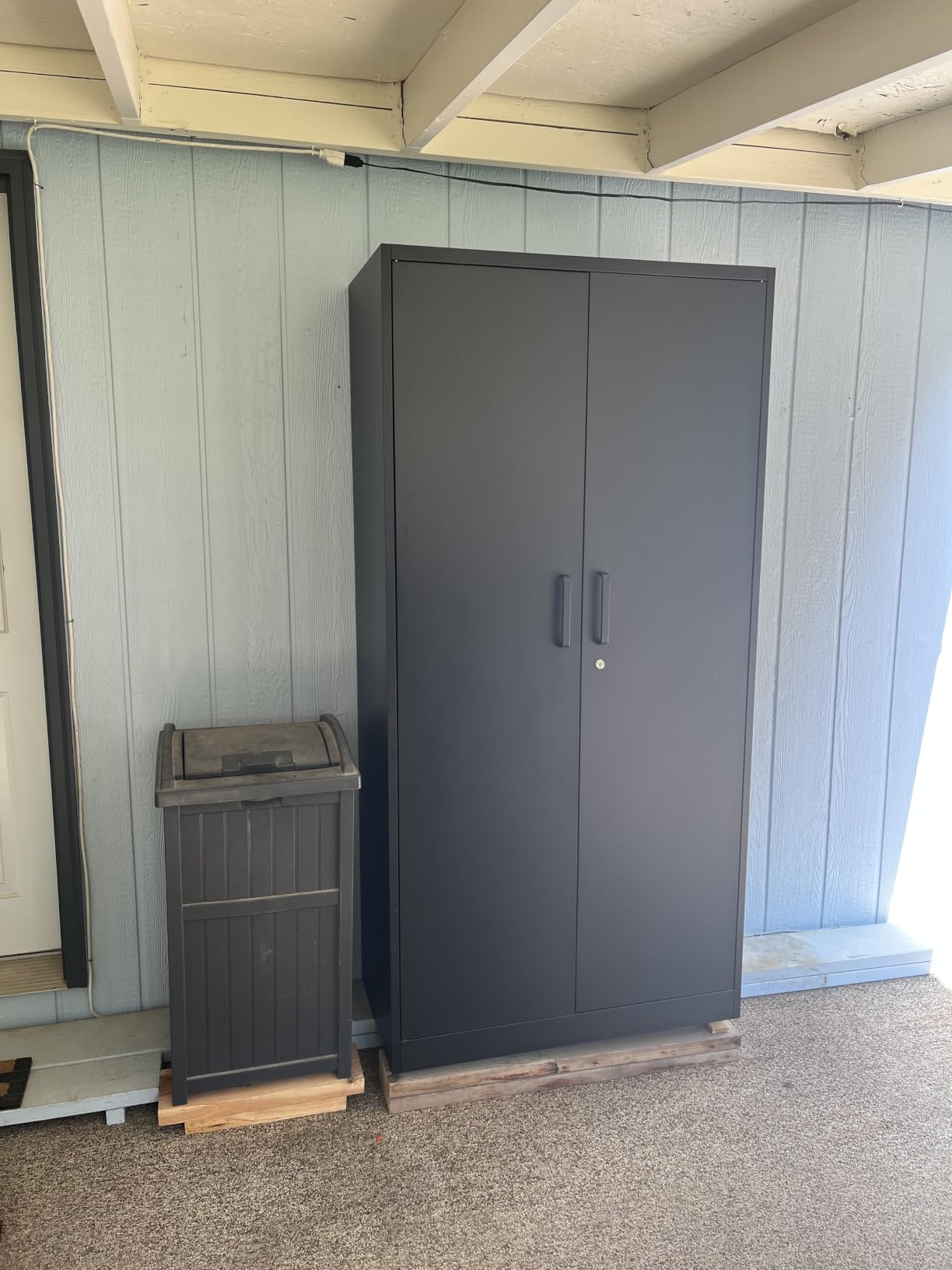 Wide & Deep Metal Storage Cabinet with 2 Doors and 5 Adjustable Shelves, 72x36x18 Garage Storage Cabinet customer photo 2