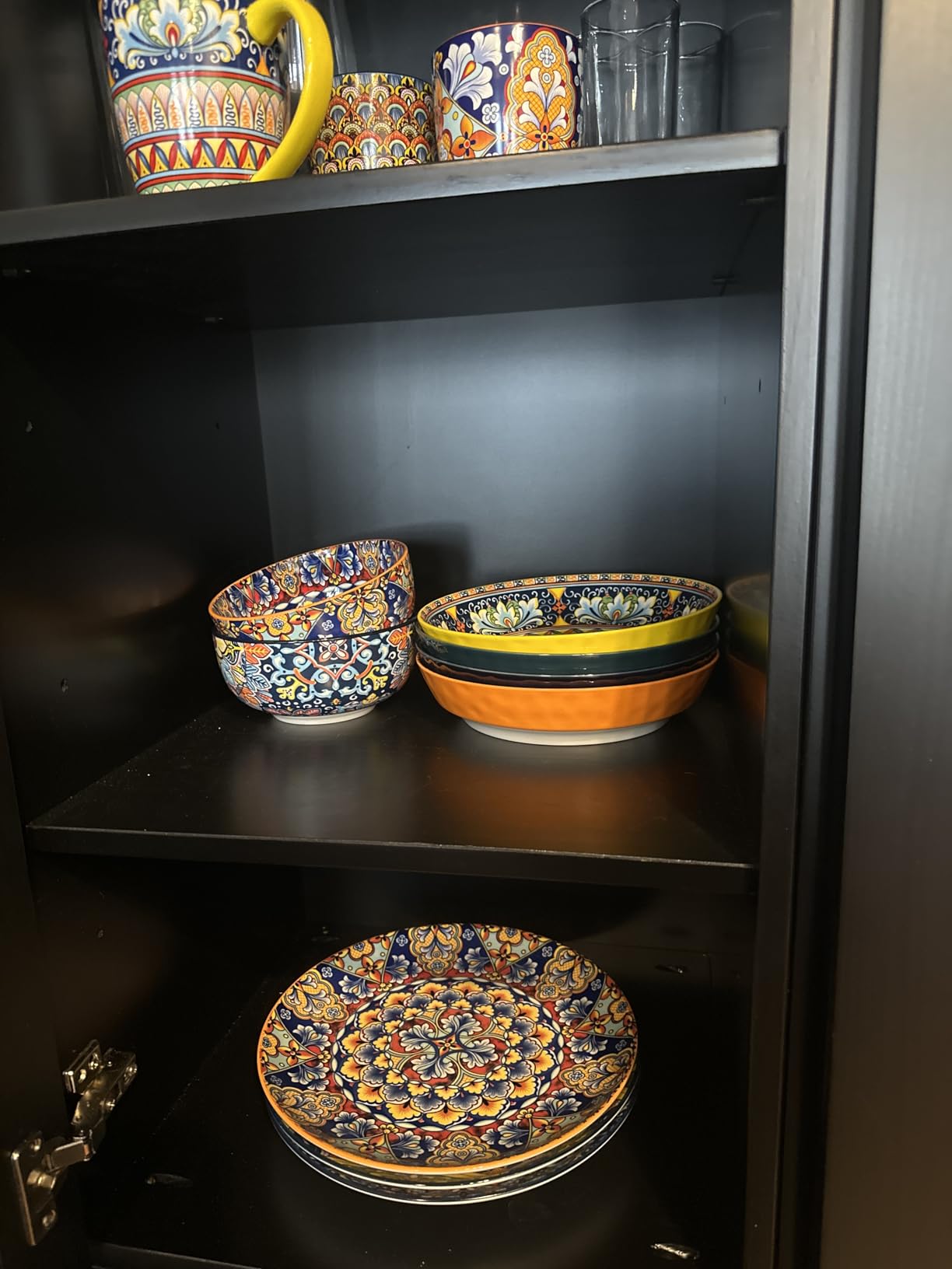 vancasso 32 Oz Pasta Bowls Set of 6, Ceramic Bohemian Soup Salad Bowls | Dishwasher and Microwave Safe Ceramic, Large 11.5 Inch Colorful Glazed Finish, Versatile Serving Bowls for Cereal and Dining customer photo 2