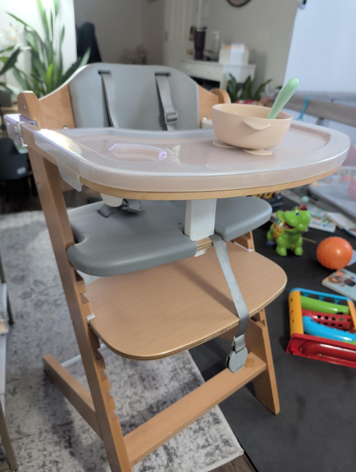 Cowiewie 3-in-1 Convertible Natural Wooden High Chair for Babies & Toddlers 3-Tier Remove & 2 Adjustable Wood Tray & 8 Levels Adjustable, 2 Waterproof Cozy Cushions Grey customer photo 2