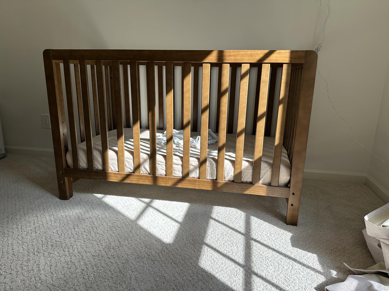 Carter's by Davinci Colby Low-Profile 4-in-1 Baby Crib, Walnut | GREENGUARD Certified Crib Convertible to Toddler Bed, Daybed & Full-Size Bed, 4 Adjustable Mattress Heights, Easy to Assemble customer photo 1