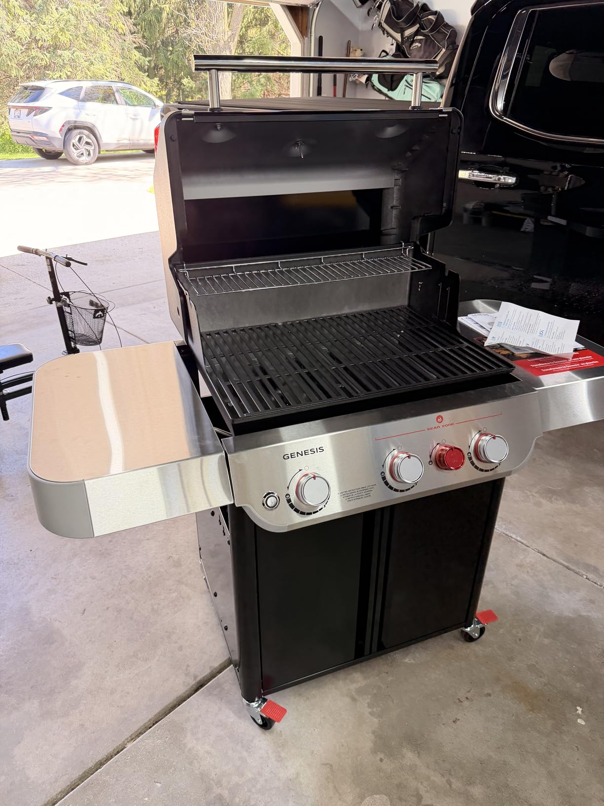 Weber Genesis E-325 Liquid Propane Gas Grill for Outdoor Cooking, 3 Burners, PureBlu Burners & Sear Zone customer photo 1