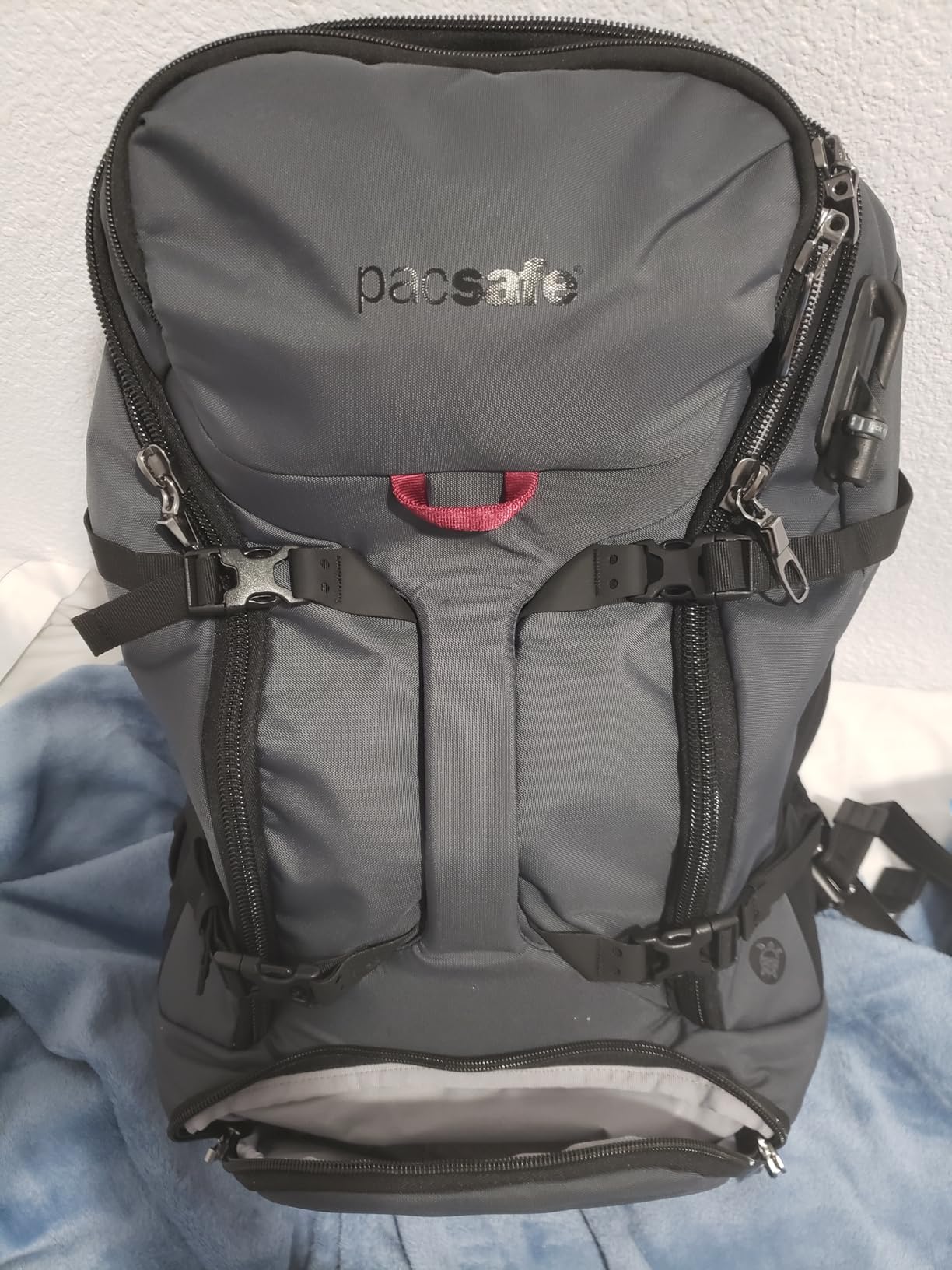 Pacsafe Venturesafe EXP35 Anti Theft Travel Backpack, Slate customer photo 1