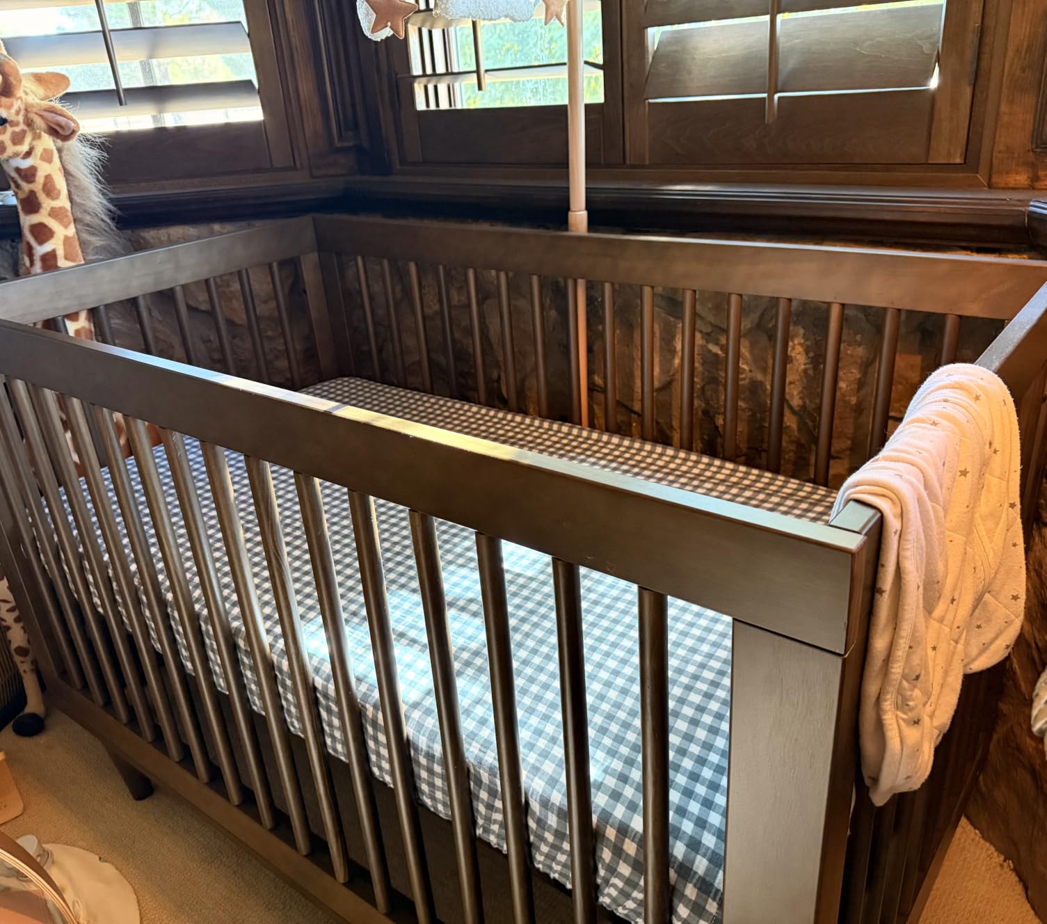 DaVinci Marley 3-in-1 Convertible Baby Crib, Walnut | GREENGUARD Gold Certified, FSC Certified, Converts to Toddler Bed & Daybed, 4 Adjustable Mattress Heights - Easy Assembly customer photo 2