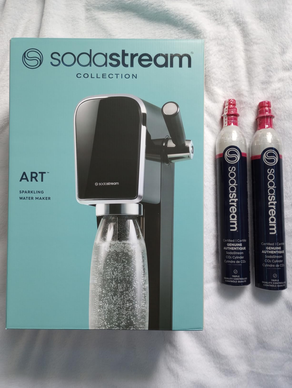 SodaStream Art Sparkling Water Maker Bundle in Black, with 3-Pack CO2 and Carbonating Bottle customer photo 2