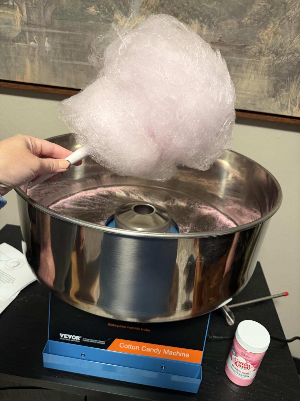 VEVOR Cotton Candy Machine Commercial, 1000W Electric Floss Maker with Stainless Steel Bowl, Sugar Scoop, Storage Drawer, Perfect for Home, Carnival, Kids Birthday, Family Party, Pink customer photo 1