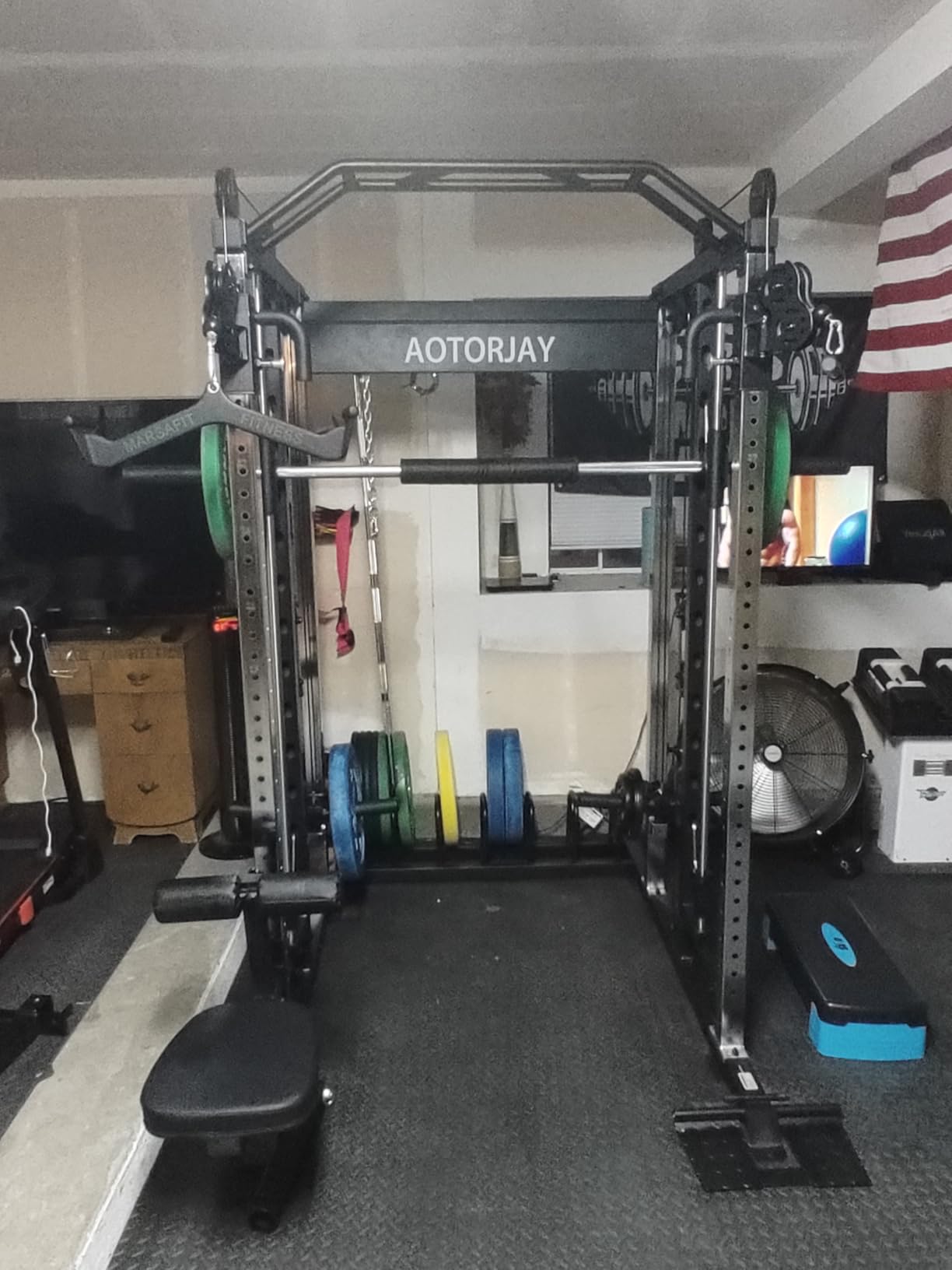 Smith Machine Strength Training Squat Rack with Smith Bar, Power Cage with LAT Pull-Down Systems, Cable Crossover Machine for Home Gym customer photo 2