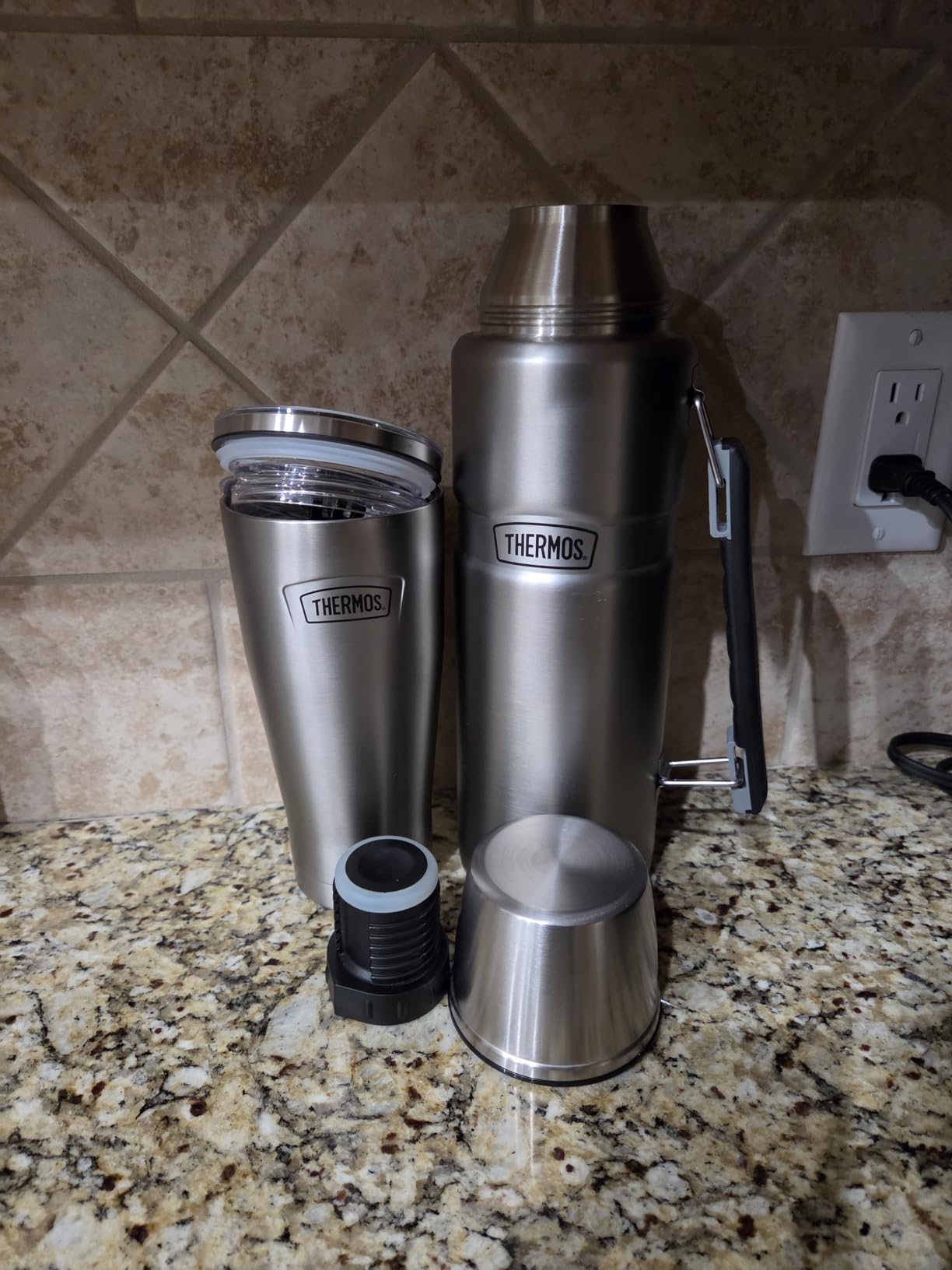 THERMOS Icon Series 24oz Stainless Steel Tumbler with Slide Lock Lid, Leakproof, Fits Cupholder, Dishwasher Safe, Griptec Non-Slip Base, Keeps Drinks Hot 6 Hrs/Cold 22 Hrs, Mystic Navy customer photo 2