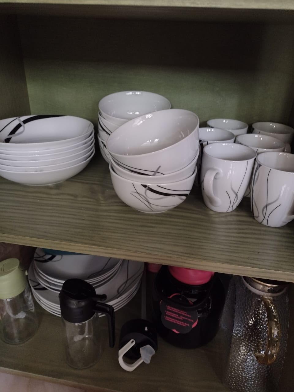 VEWEET Porcelain Dinnerware Sets for 6, 24 Pieces Plates and Bowls Set with Black and Grey Ribbon Lines, Dishes Set Dining Ware for Dinner, Microwave and Dishwasher Safe, Series FIONA customer photo 1