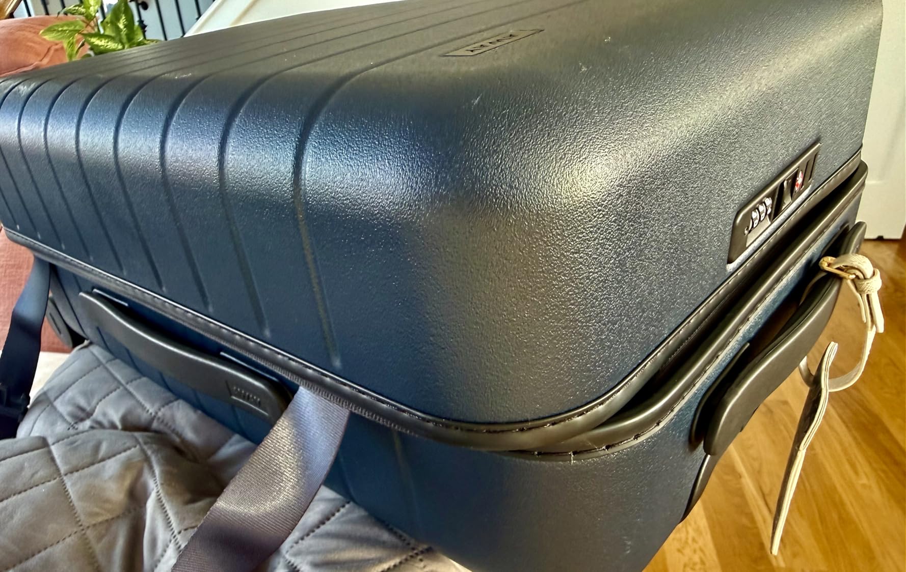 Away Carry-On Luggage - 22-Inch Lightweight Hardside Suitcase with 360° Spinner Wheels, Interior Compression System, TSA-Approved Lock - Jet Black customer photo 2