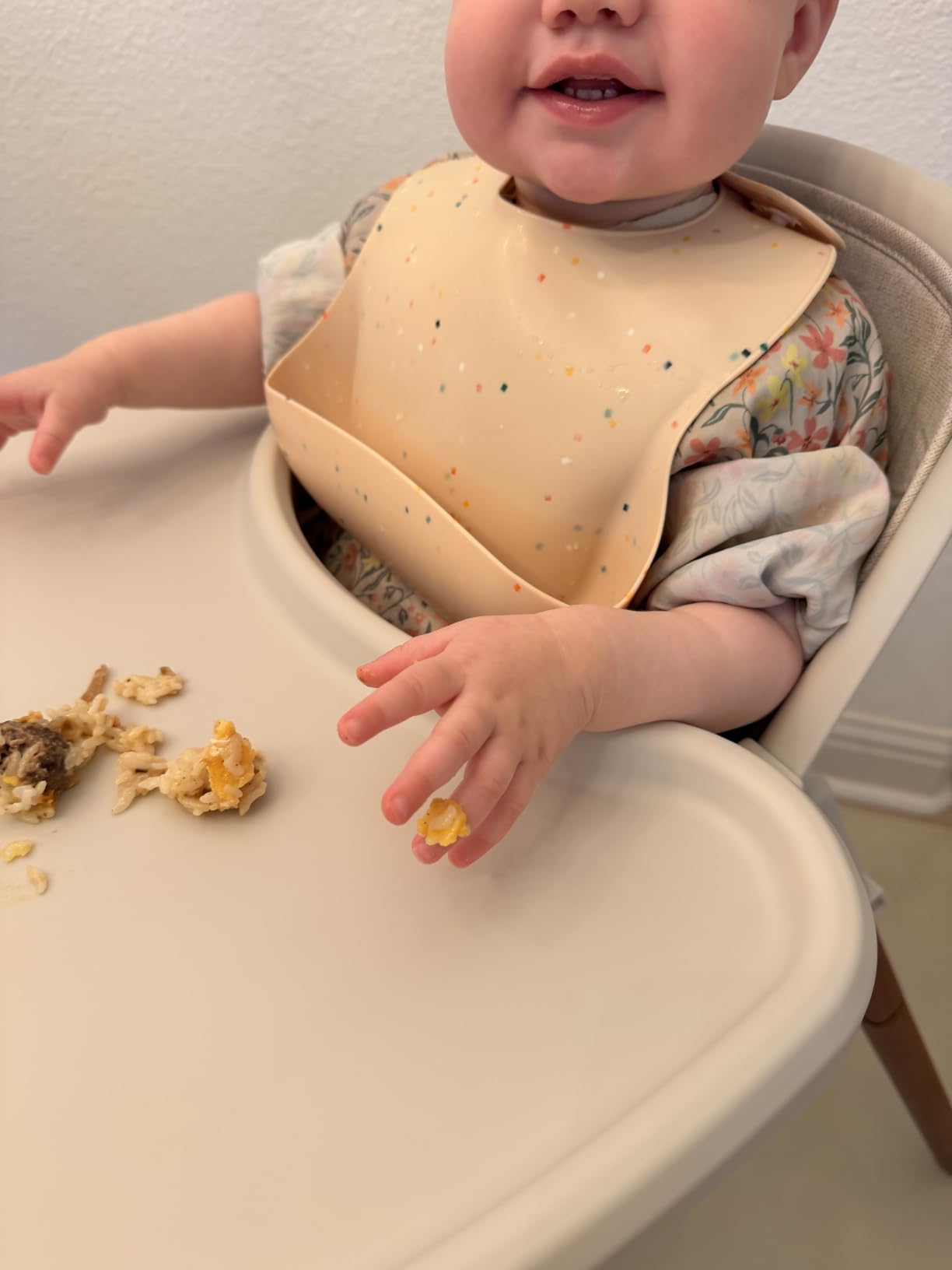 Chicco Zest LE 4-in-1 Folding High Chair, Feeding Chair, Toddler Chair and Youth Stool, Multi-Use Easy Clean High Chair, Chai/Beige customer photo 1