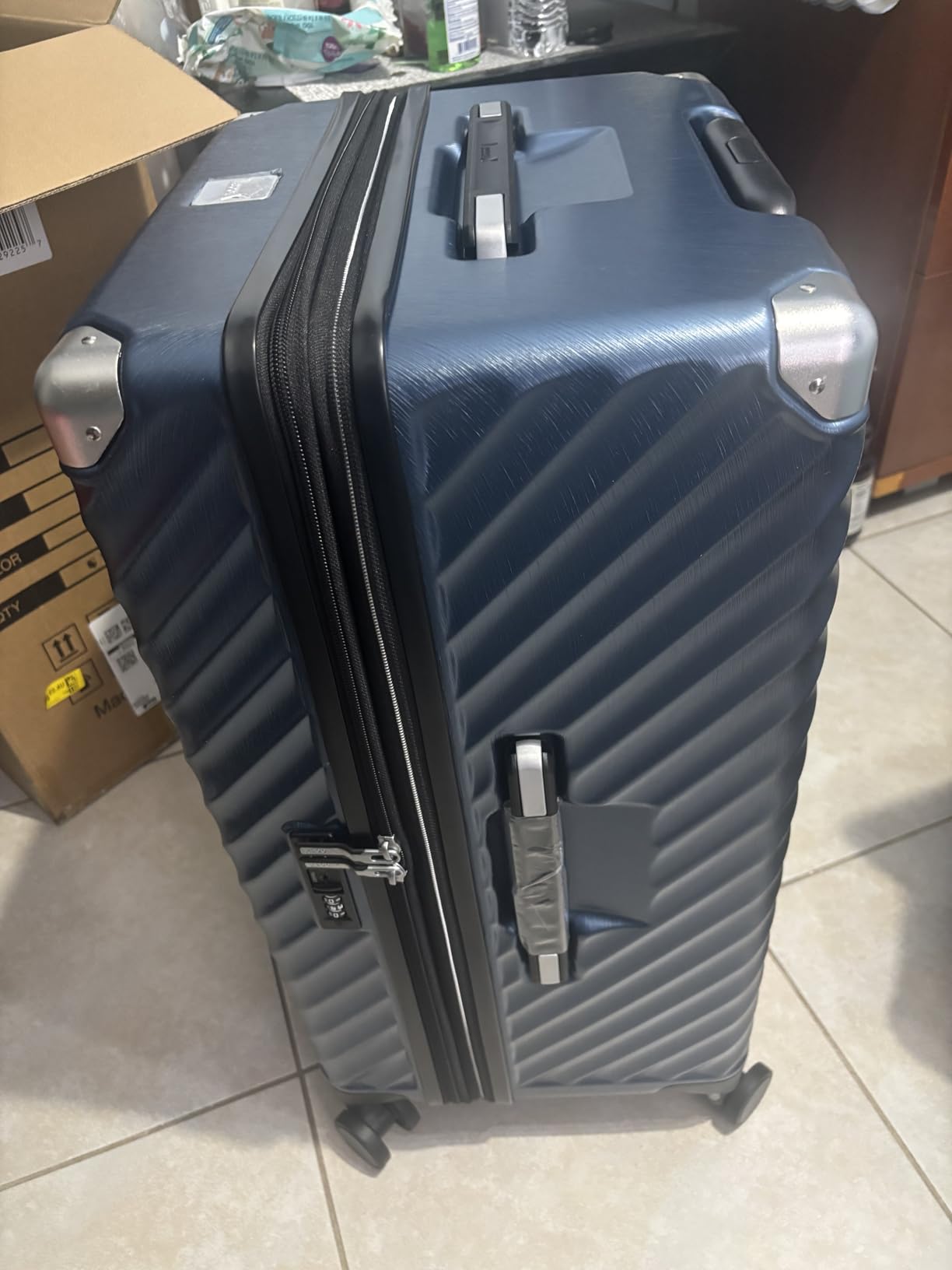 Expandable Trunk Checked Suitcase, Blue, 28-Inch customer photo 1