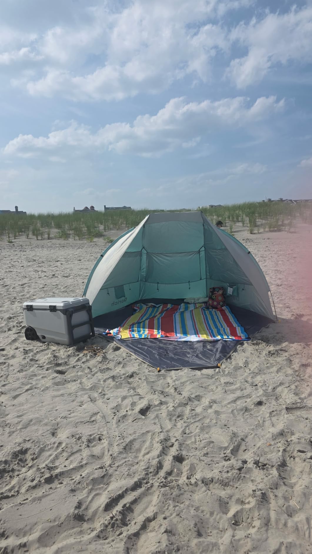 Gorich Portable Beach Tent for 3/4-5/6-7 Person with UPF 50+ UV Protection, Lightweight & Foldable Sun Shelter with 5 Sand Bags, Easy Setup Windproof Beach Umbrella Sun Shade customer photo 1
