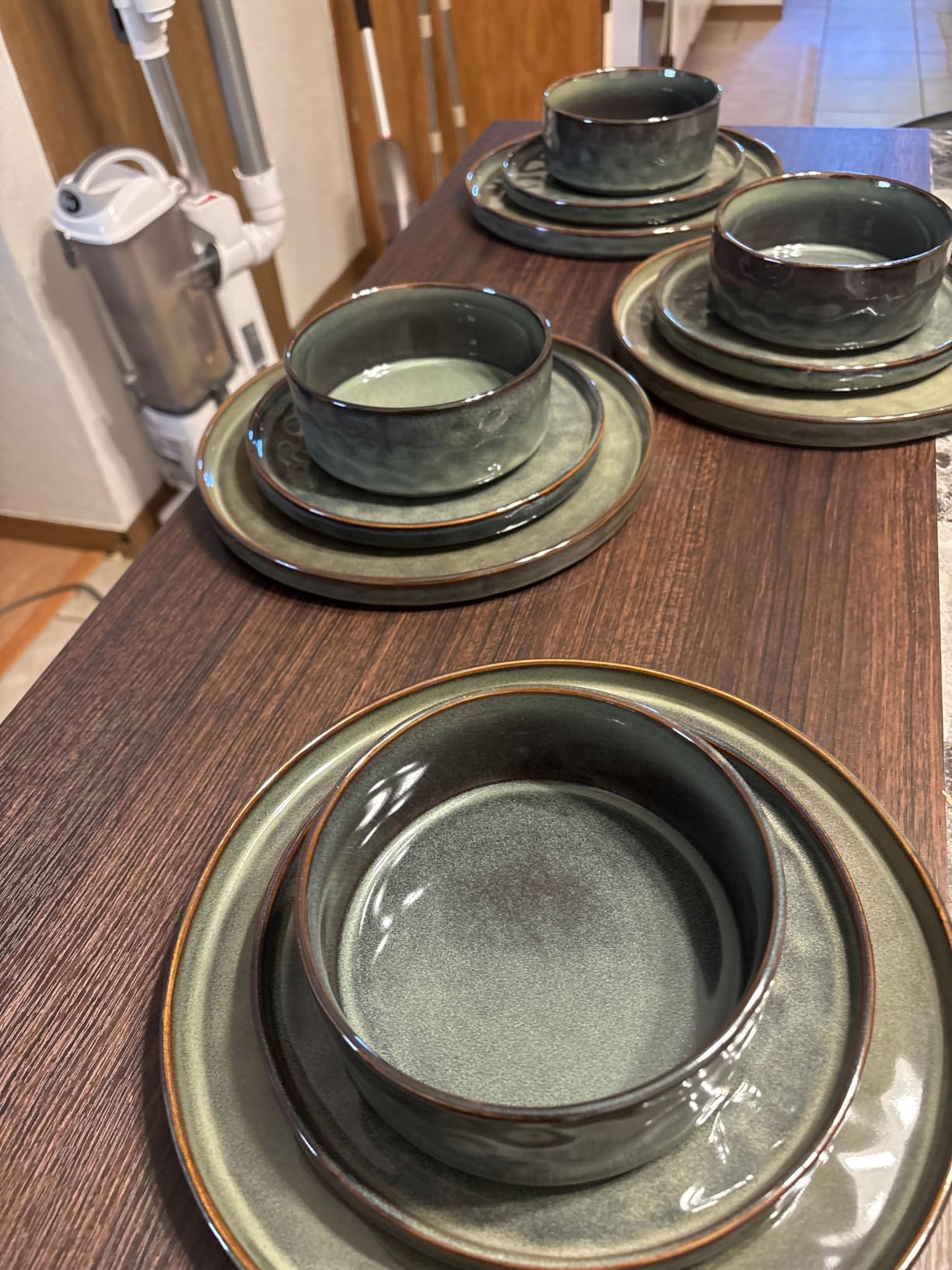HaWare Dinnerware Sets, 12-Piece Plates and Bowls Set, Saturn Khaki | Stoneware Dish Set for 4, Ceramic Dinnerware for Home Restaurant, Chip and Scratch Resistant, Microwave and Dishwasher Safe customer photo 1