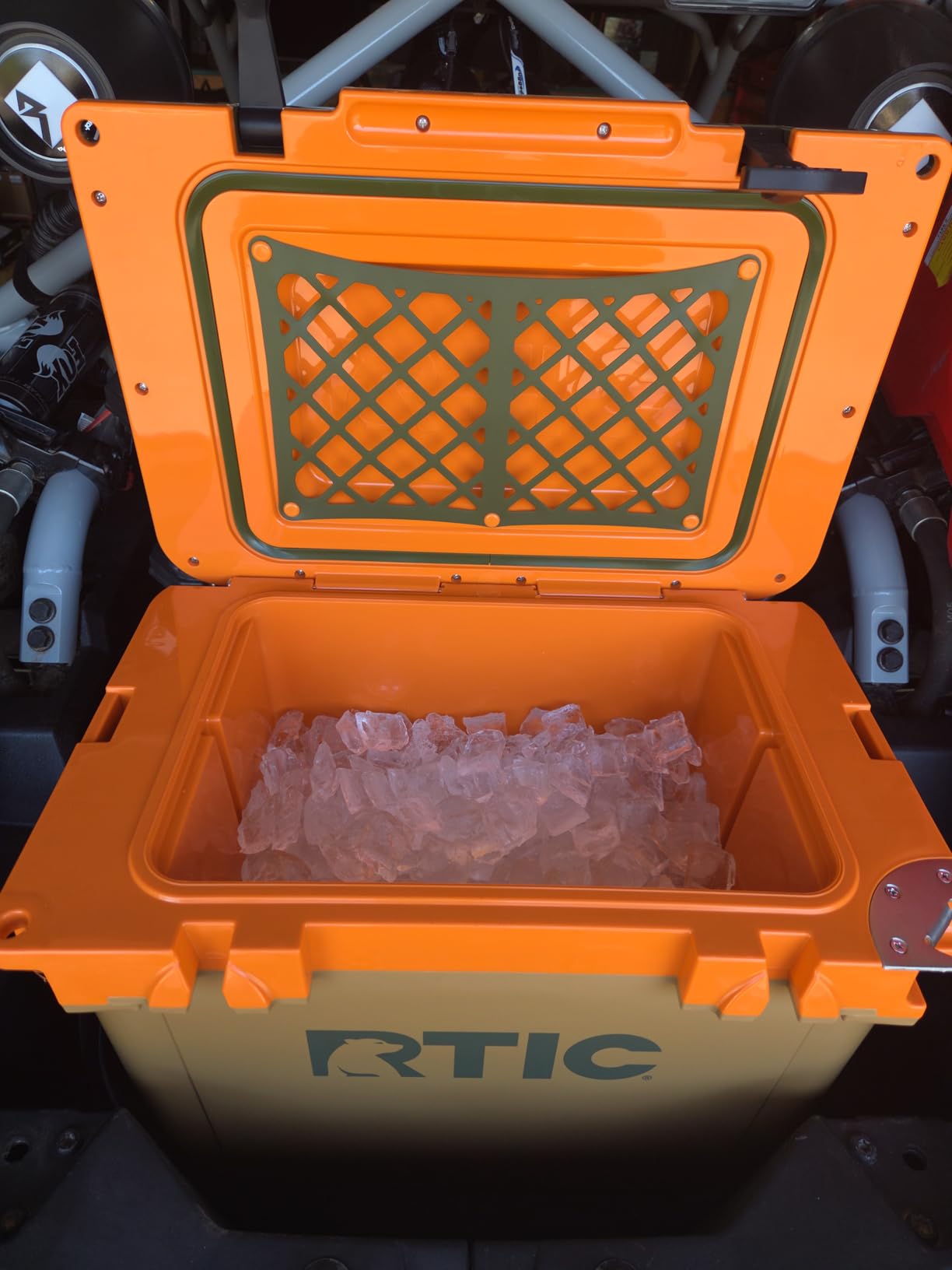 RTIC Ultra-Light Hard Cooler Insulated Portable Ice Chest Box - 30% Lighter Than Rotomolded Coolers customer photo 1